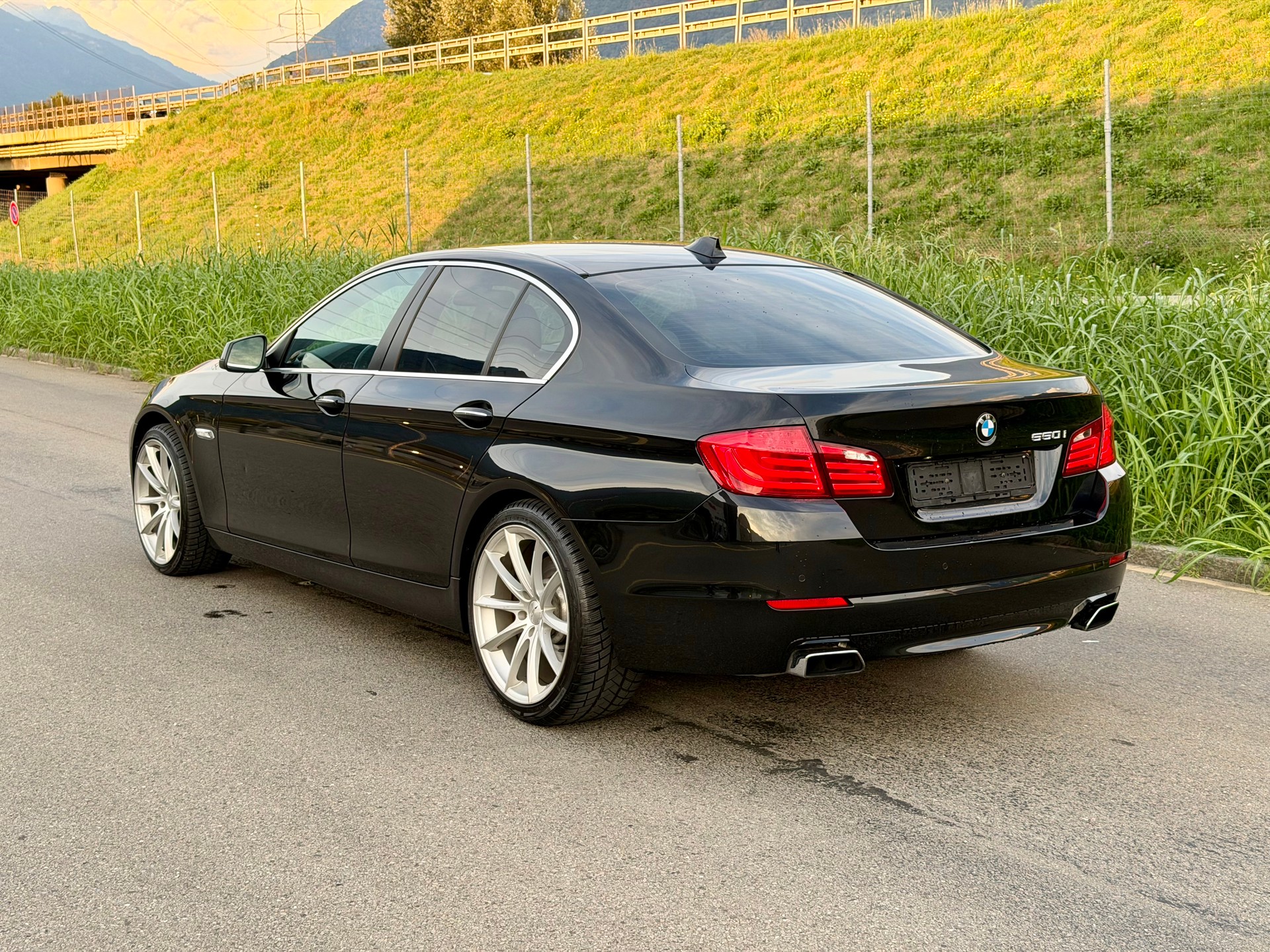 BMW 550i Steptronic-image-2