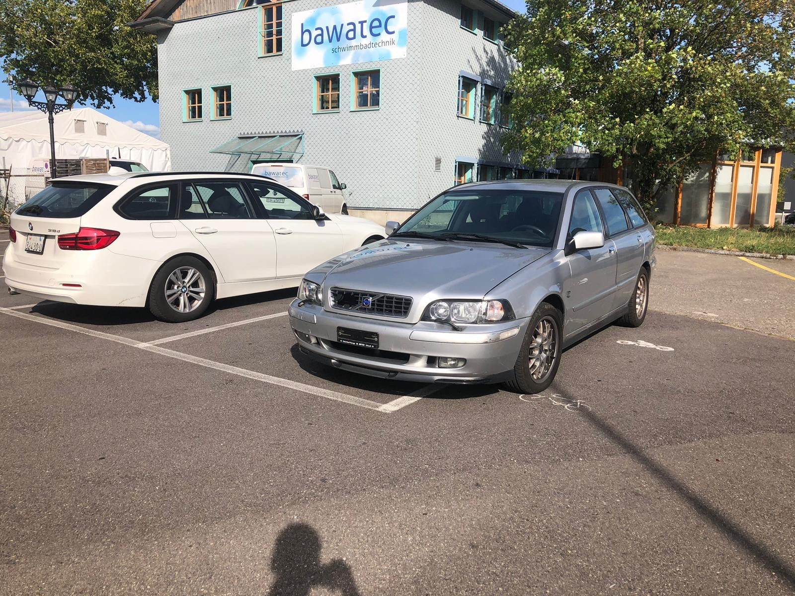 VOLVO V40 2.0T