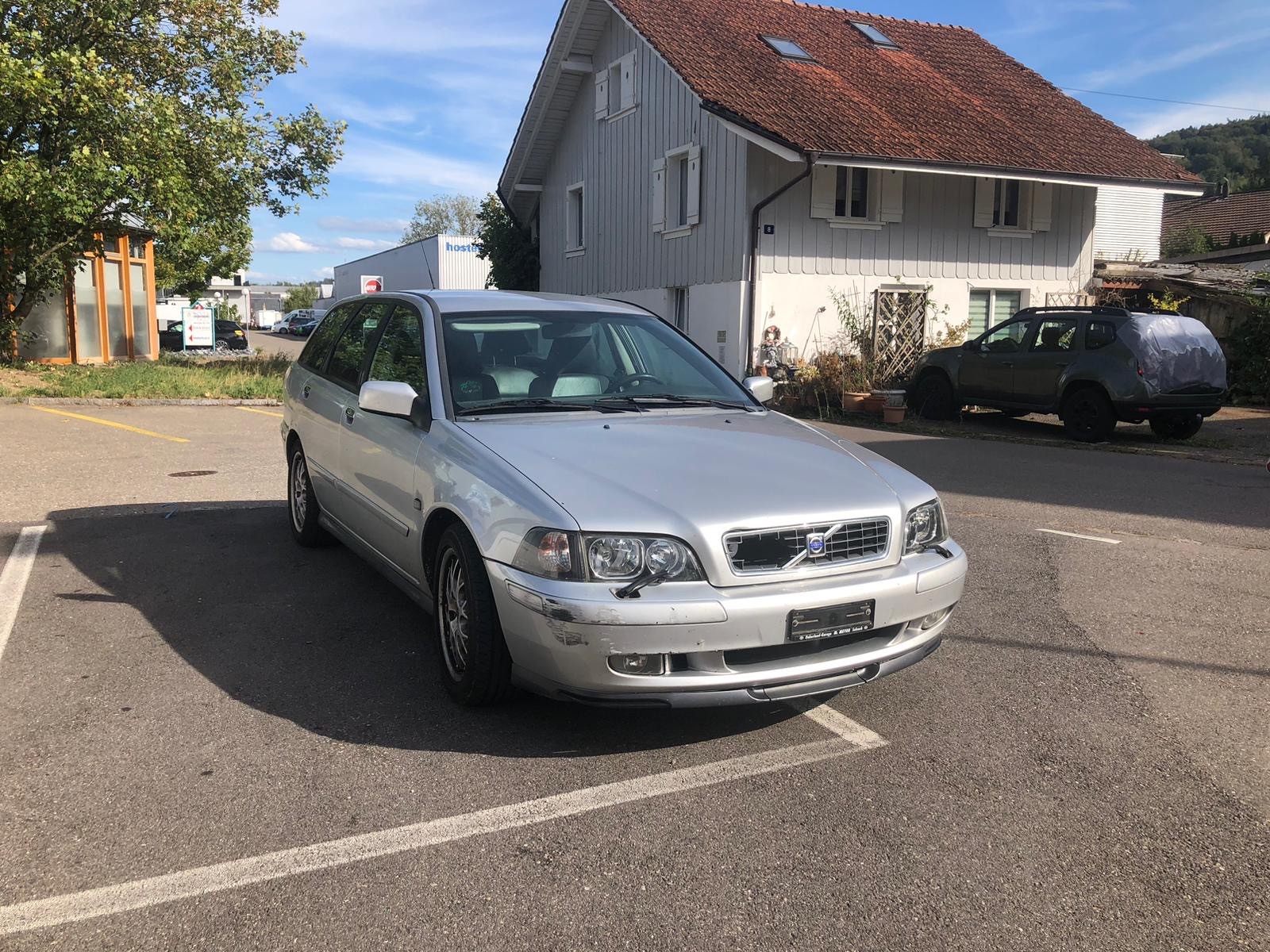 VOLVO V40 2.0T-showroom-element-1