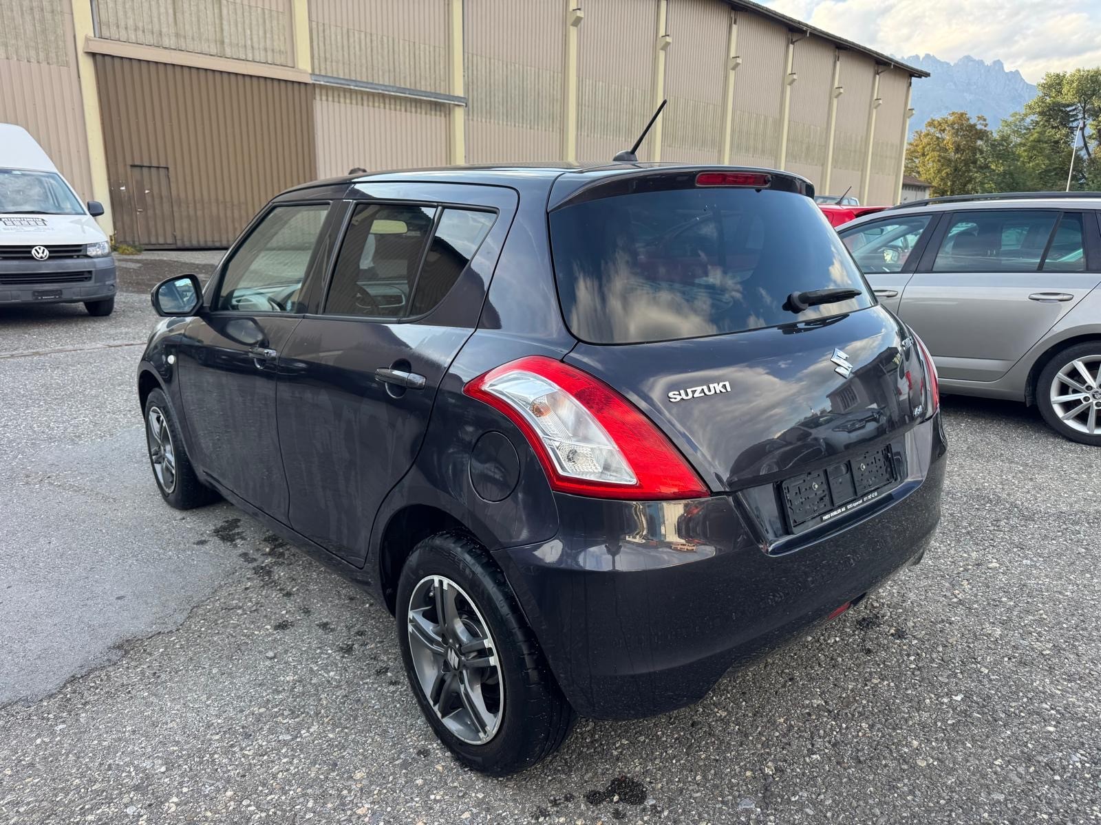 SUZUKI Swift 1.2i 16V Sergio Cellano 4x4-image-4