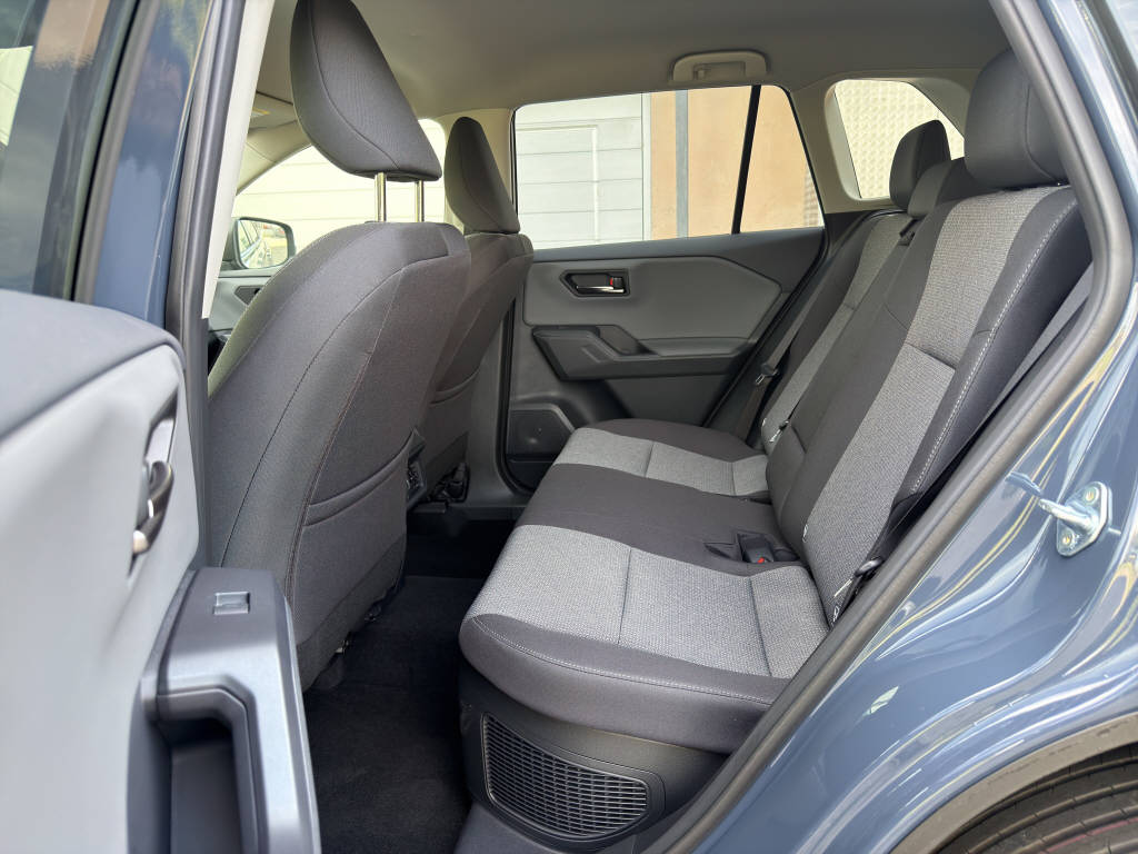 TOYOTA RAV-4 2.5 HEV Trend 4WD-image-24