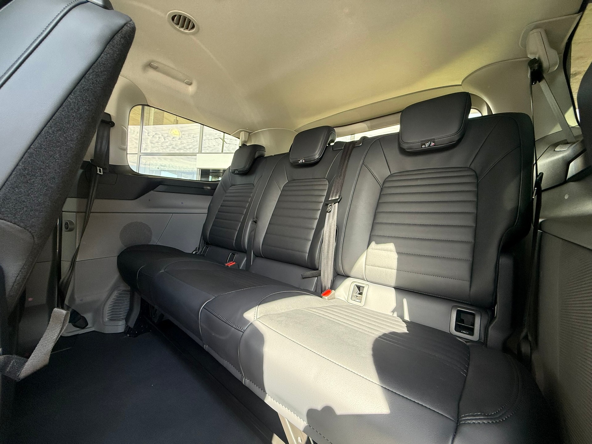 FORD Transit Custom Combi 320 L1H1 Trail Automat 4x4-image-8