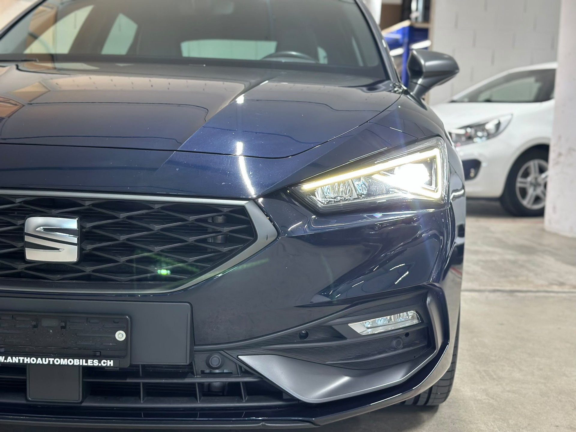 SEAT Leon 1.4 eHybrid pHEV DSG FR-image-6