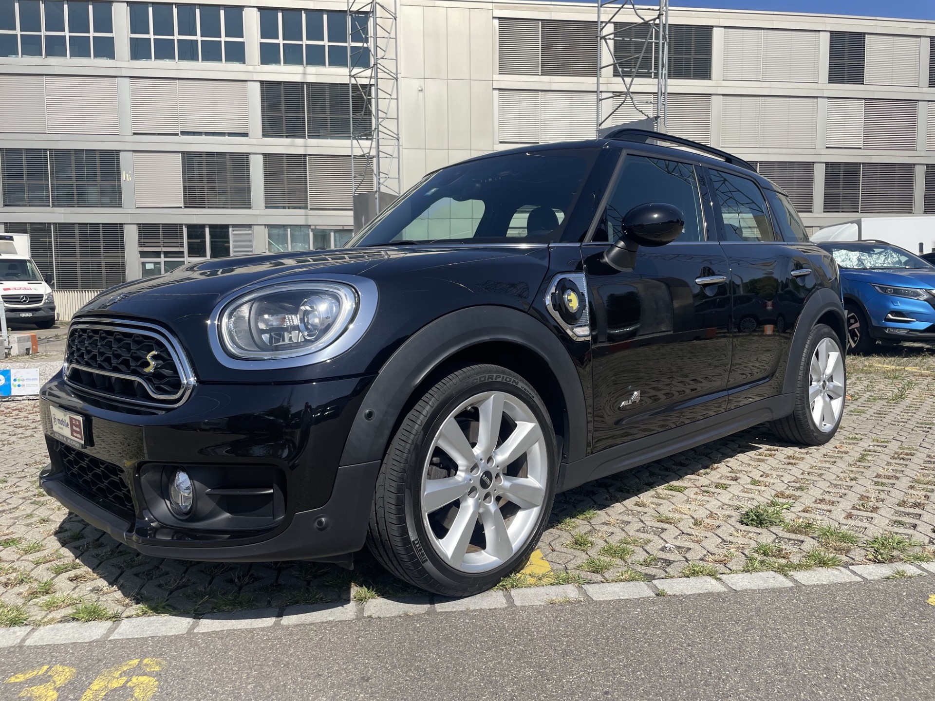MINI Countryman Cooper S E ALL4 Steptronic-image-0