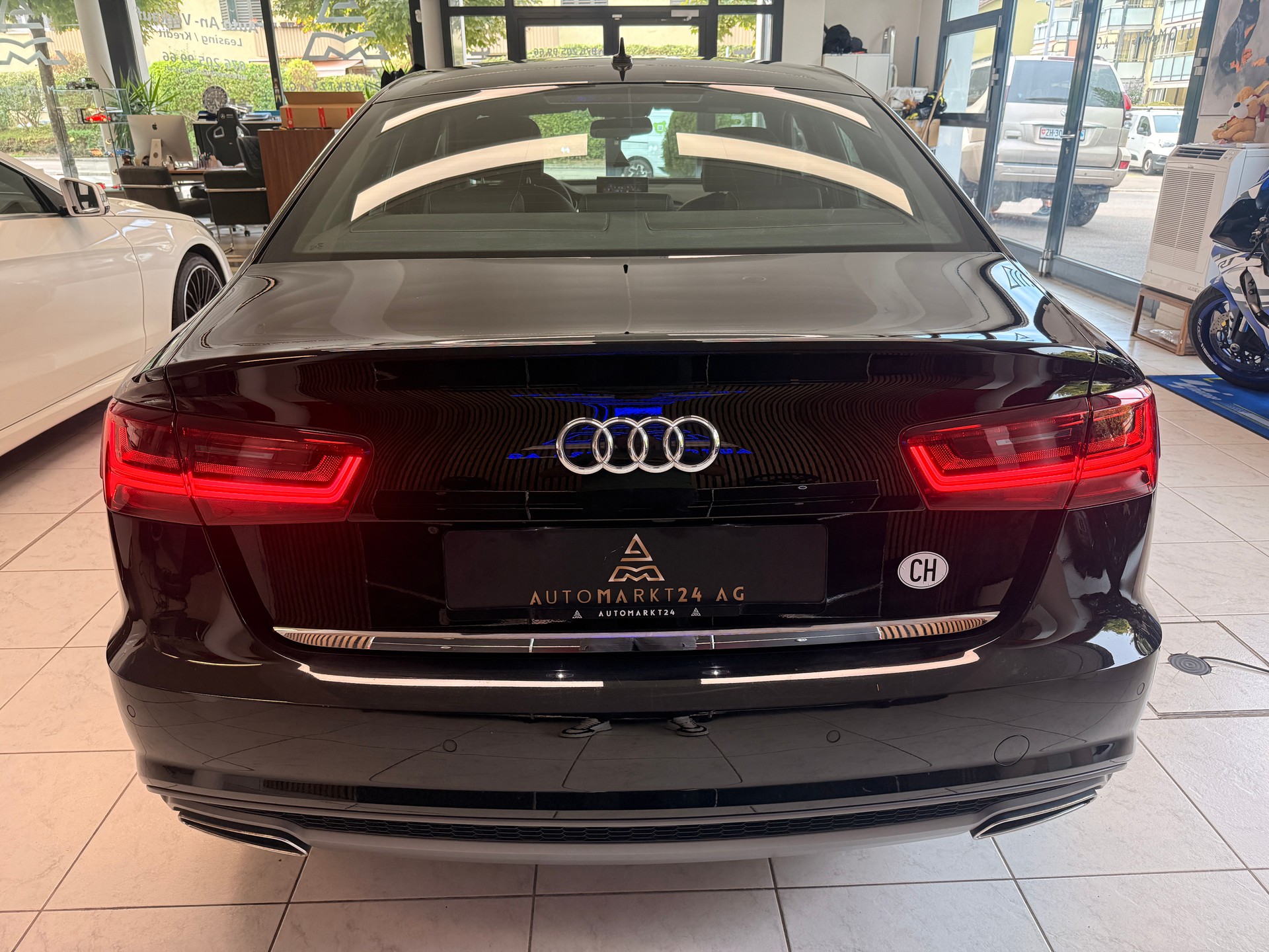 AUDI A6 2.0 TDI S-Line 190 S-Tronic-image-14