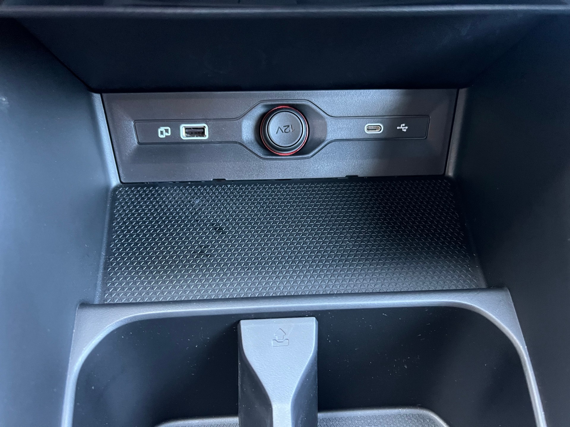 MG 3 1.5 Hybrid Luxury Aut.-image-27