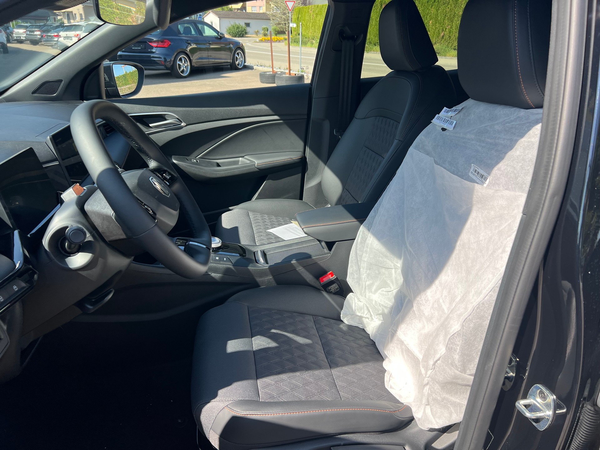 MG 3 1.5 Hybrid Luxury Aut.-image-19