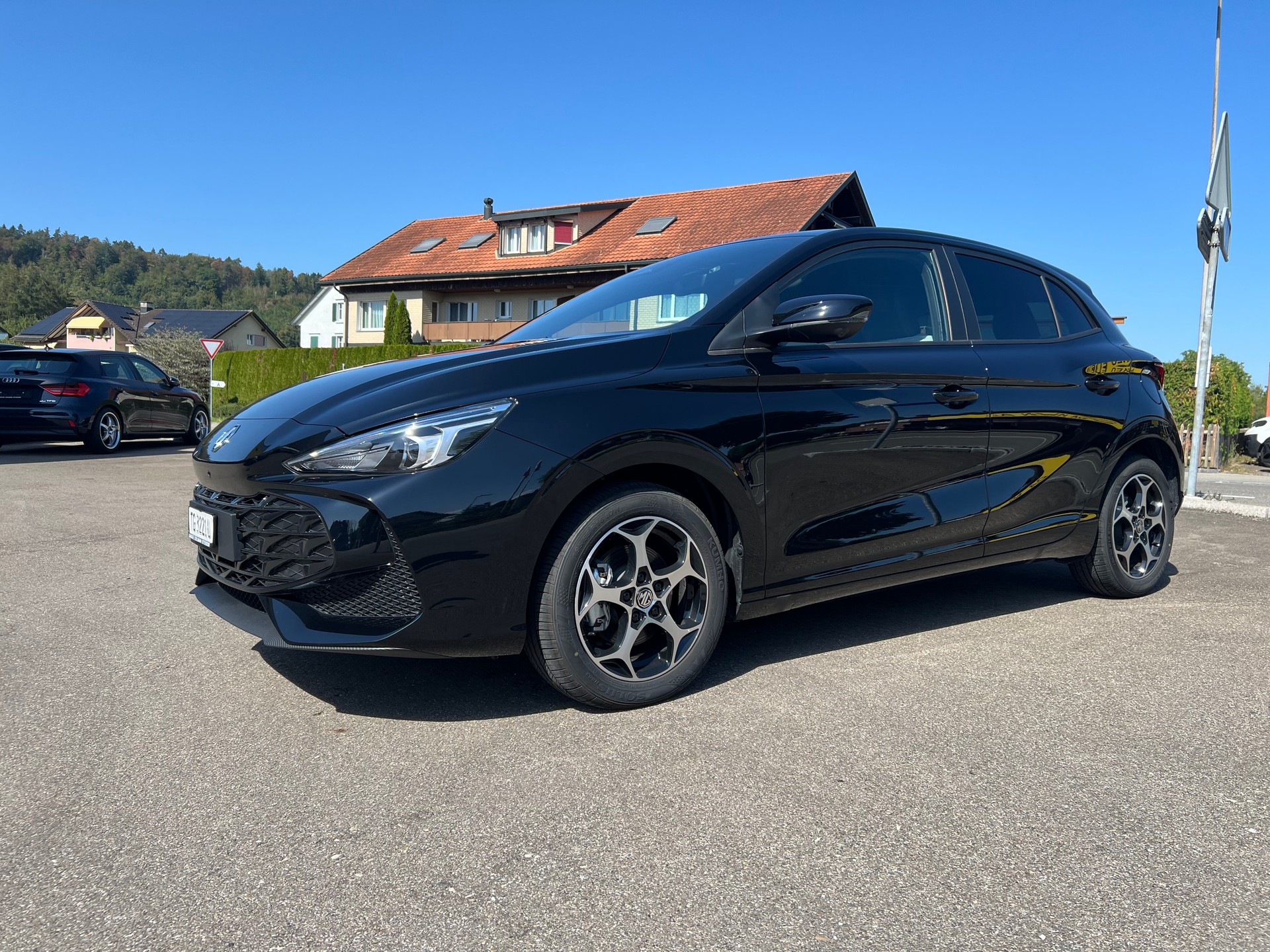 MG 3 1.5 Hybrid Luxury Aut.-image-0