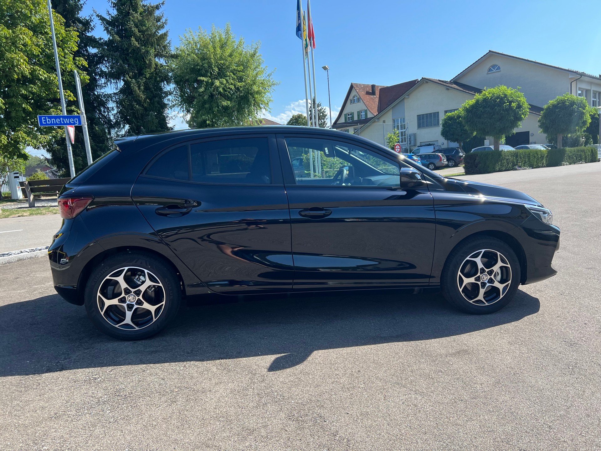 MG 3 1.5 Hybrid Luxury Aut.-image-9