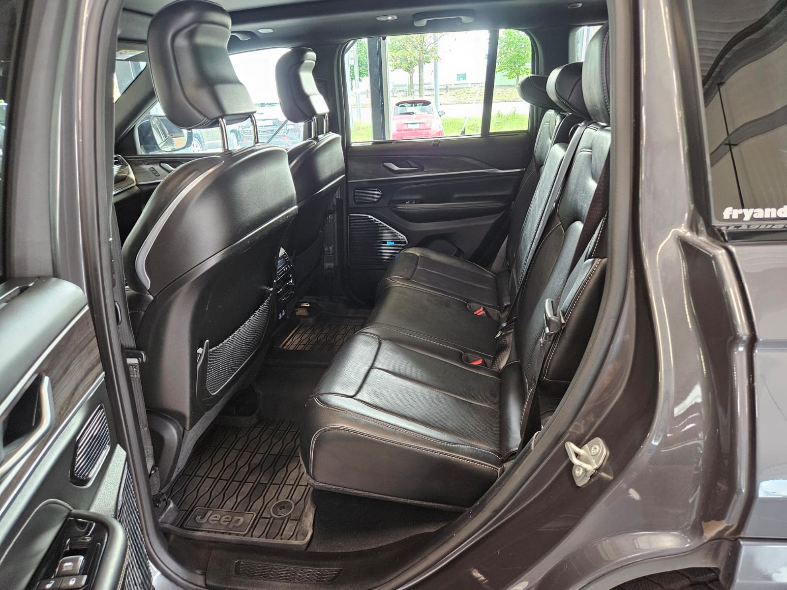 JEEP Grand Cherokee 2.0 Plug-in-Hybrid Overland 4xe-image-12