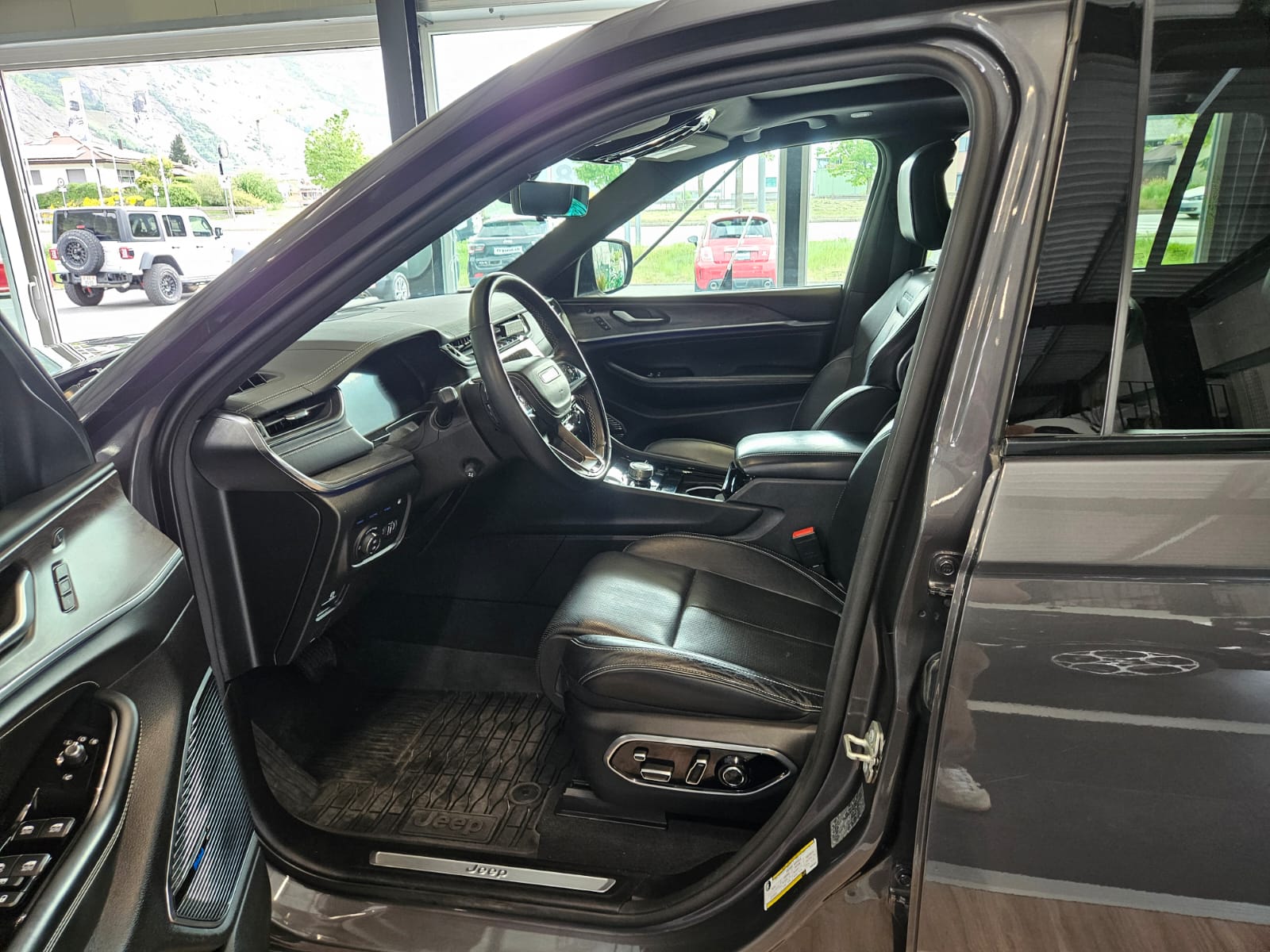 JEEP Grand Cherokee 2.0 Plug-in-Hybrid Overland 4xe-image-10