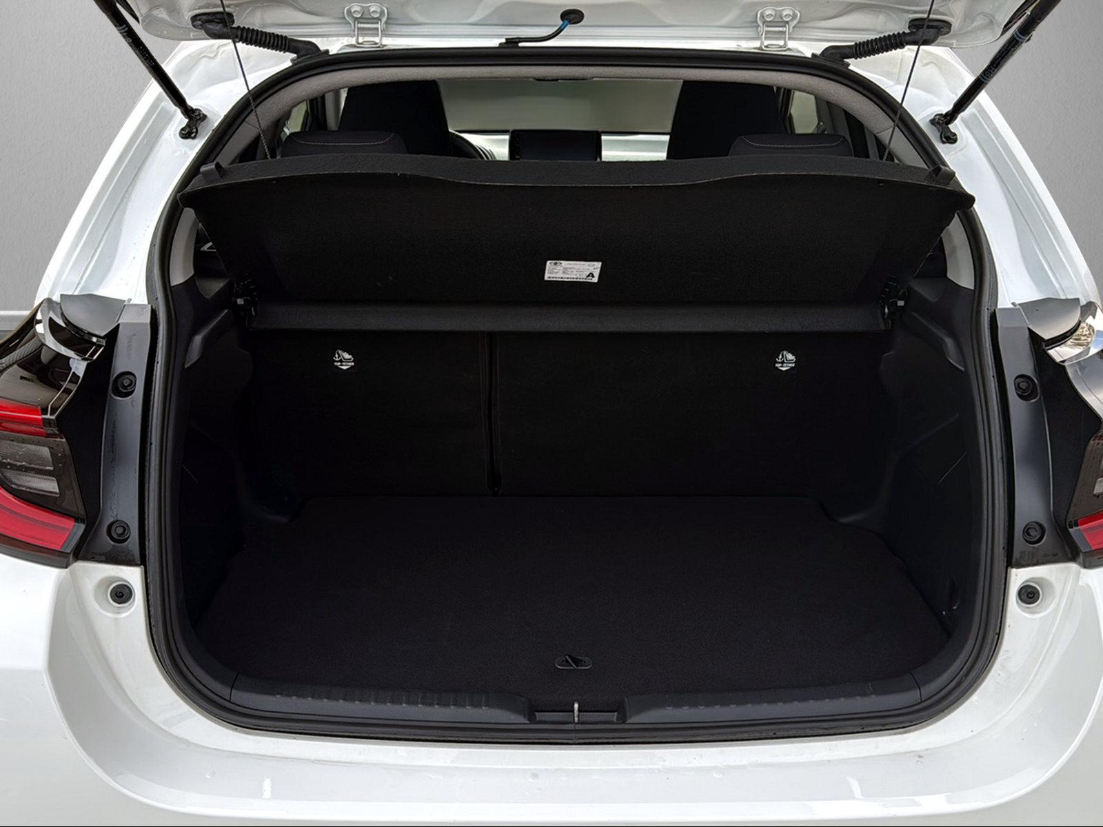 TOYOTA Yaris 1.5 VVT-i HSD Trend-image-9