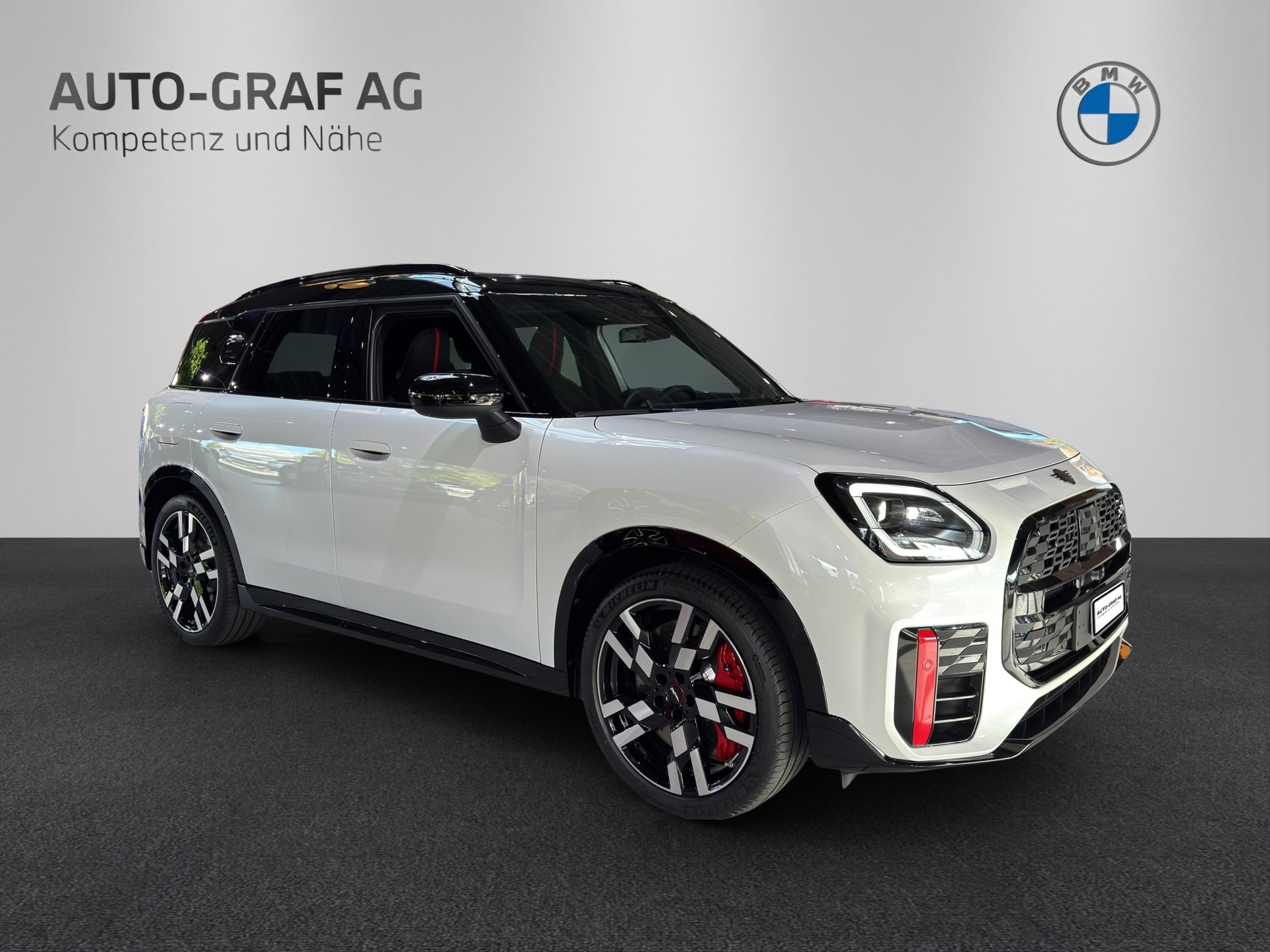 MINI Countryman John Cooper Works ALL4-image-6