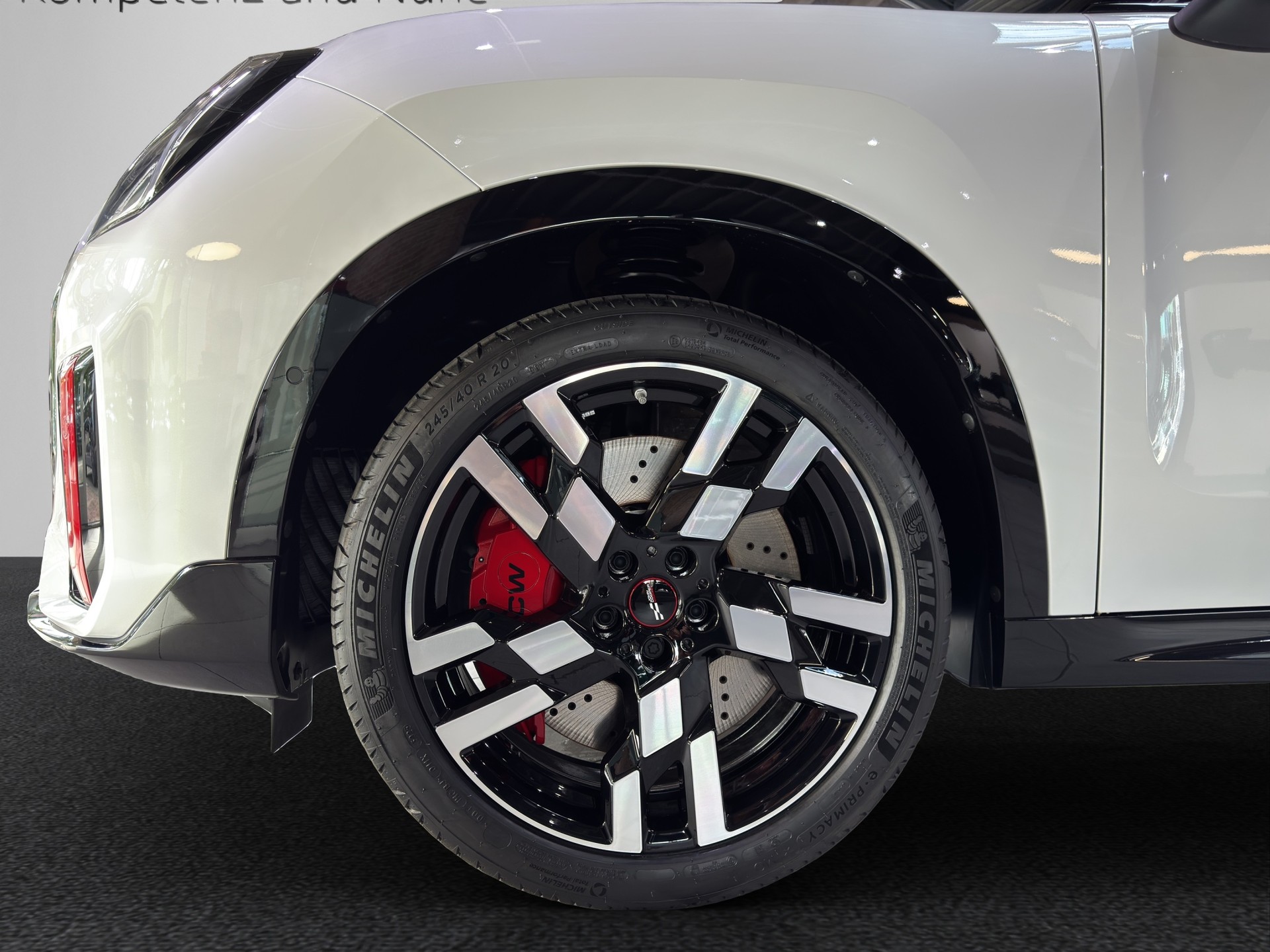 MINI Countryman John Cooper Works ALL4-image-9