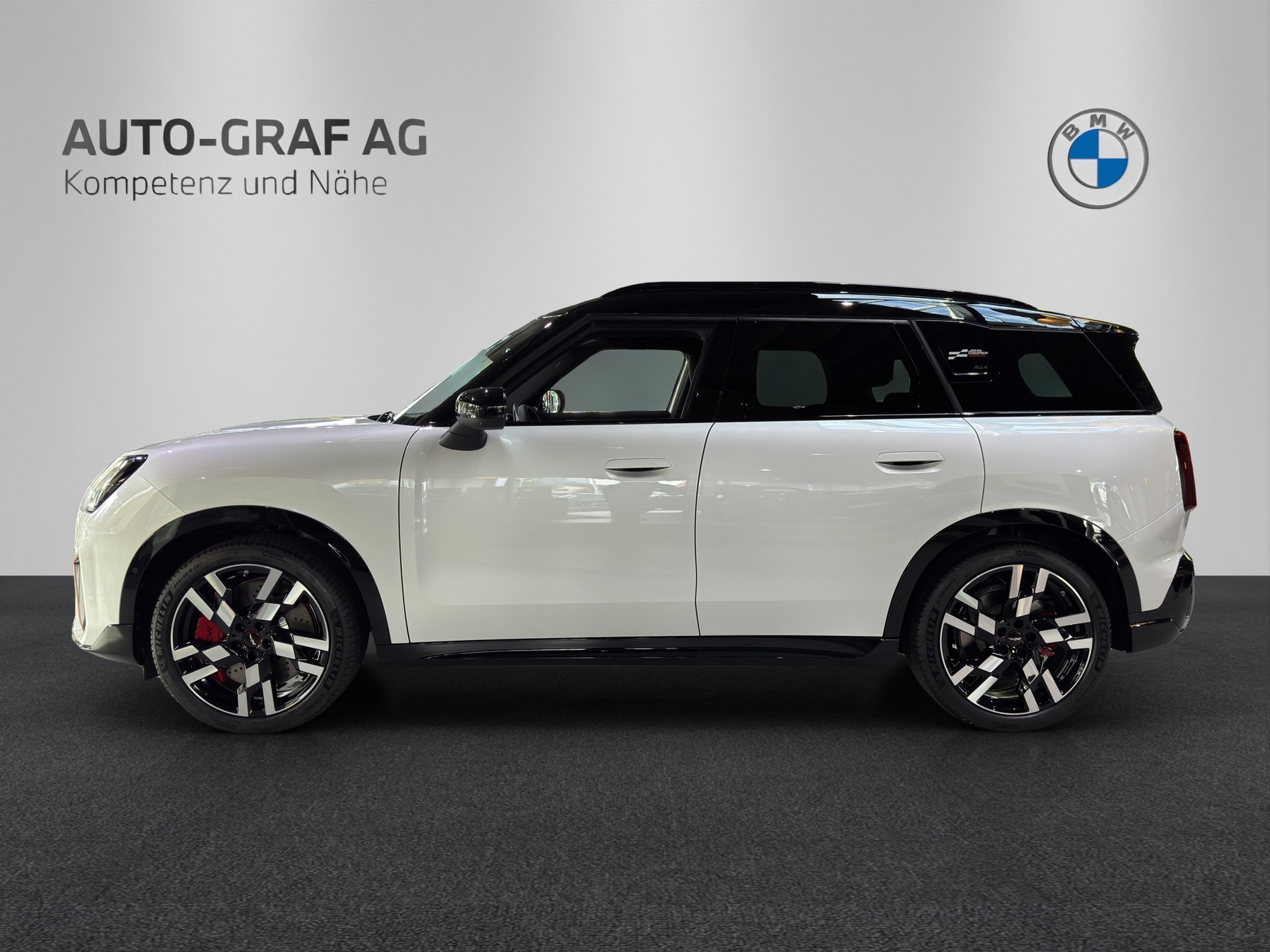 MINI Countryman John Cooper Works ALL4-image-1