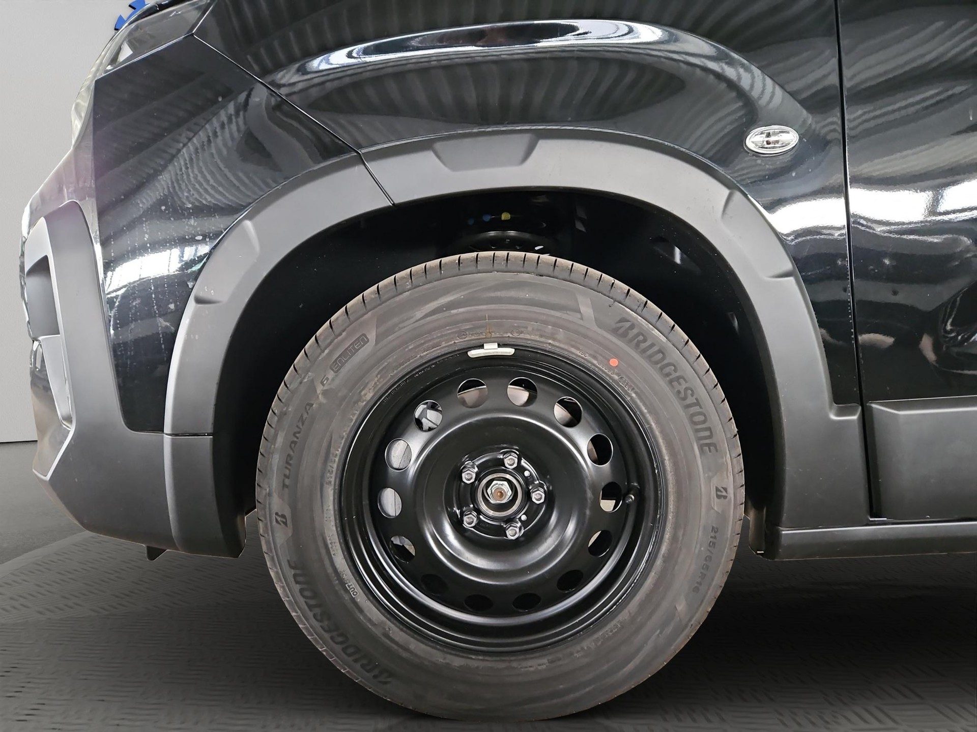PEUGEOT Rifter 1.2 PureTech Allure-image-10