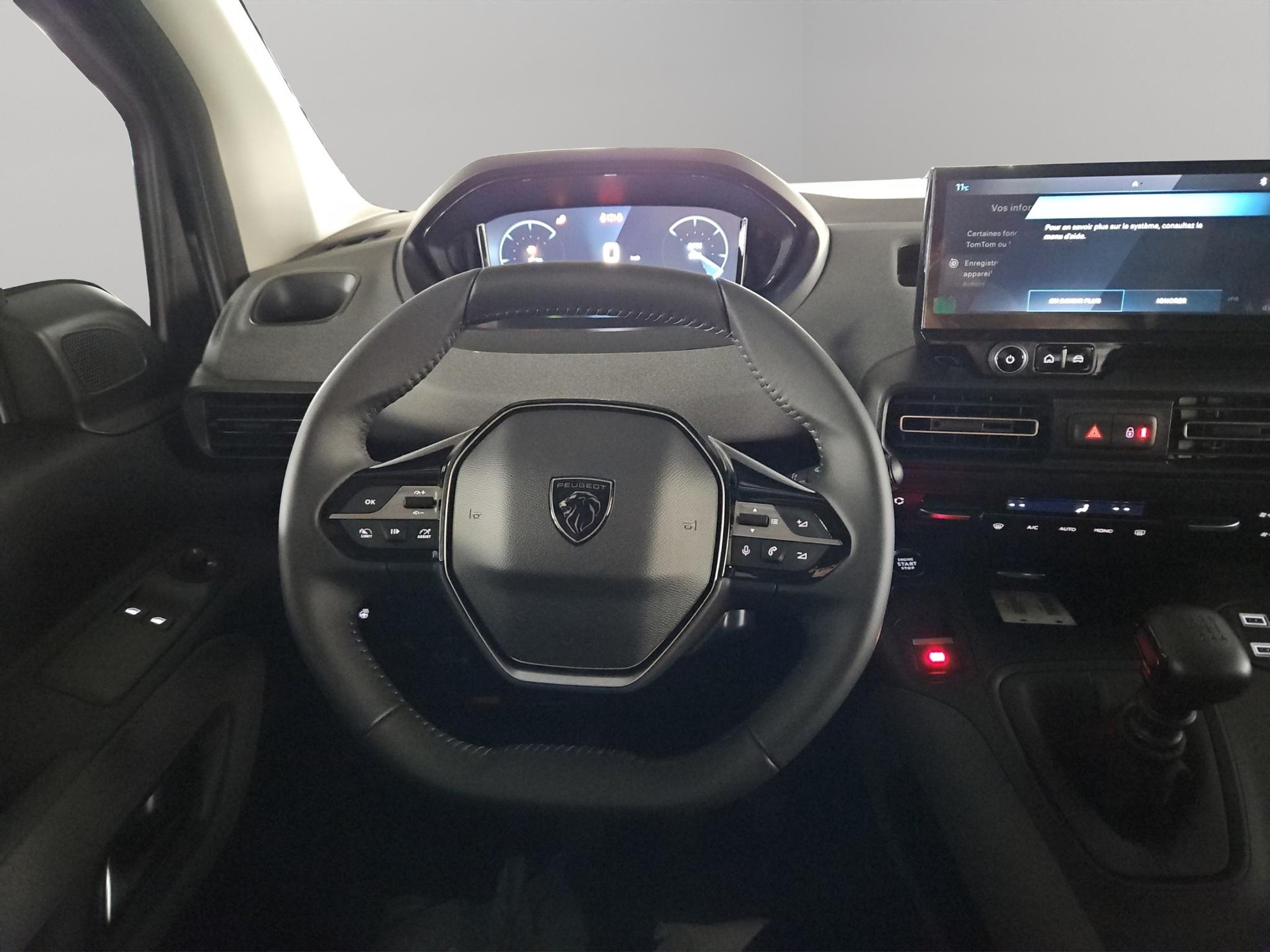 PEUGEOT Rifter 1.2 PureTech Allure-image-6