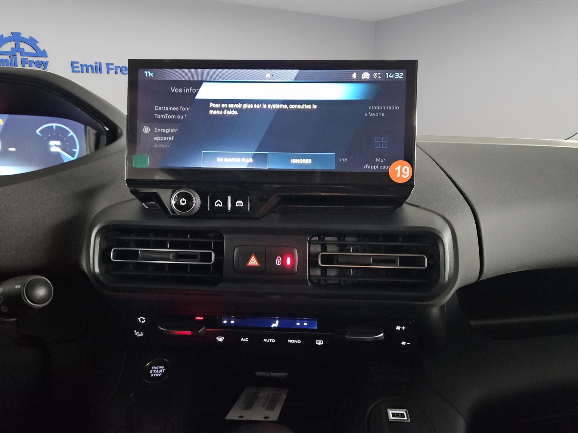 PEUGEOT Rifter 1.2 PureTech Allure-image-8