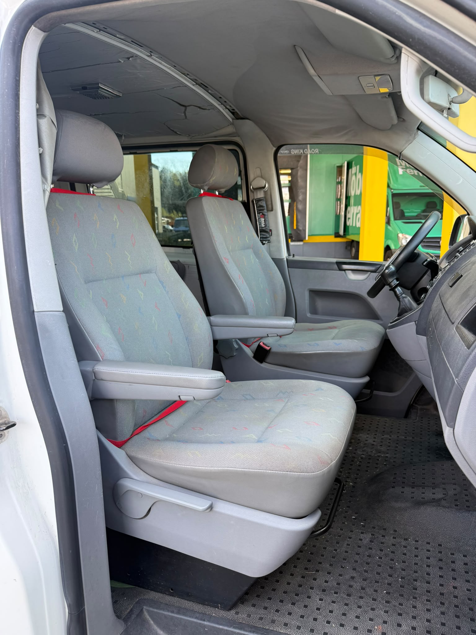 VW T5 1.9 TDI PD-image-10