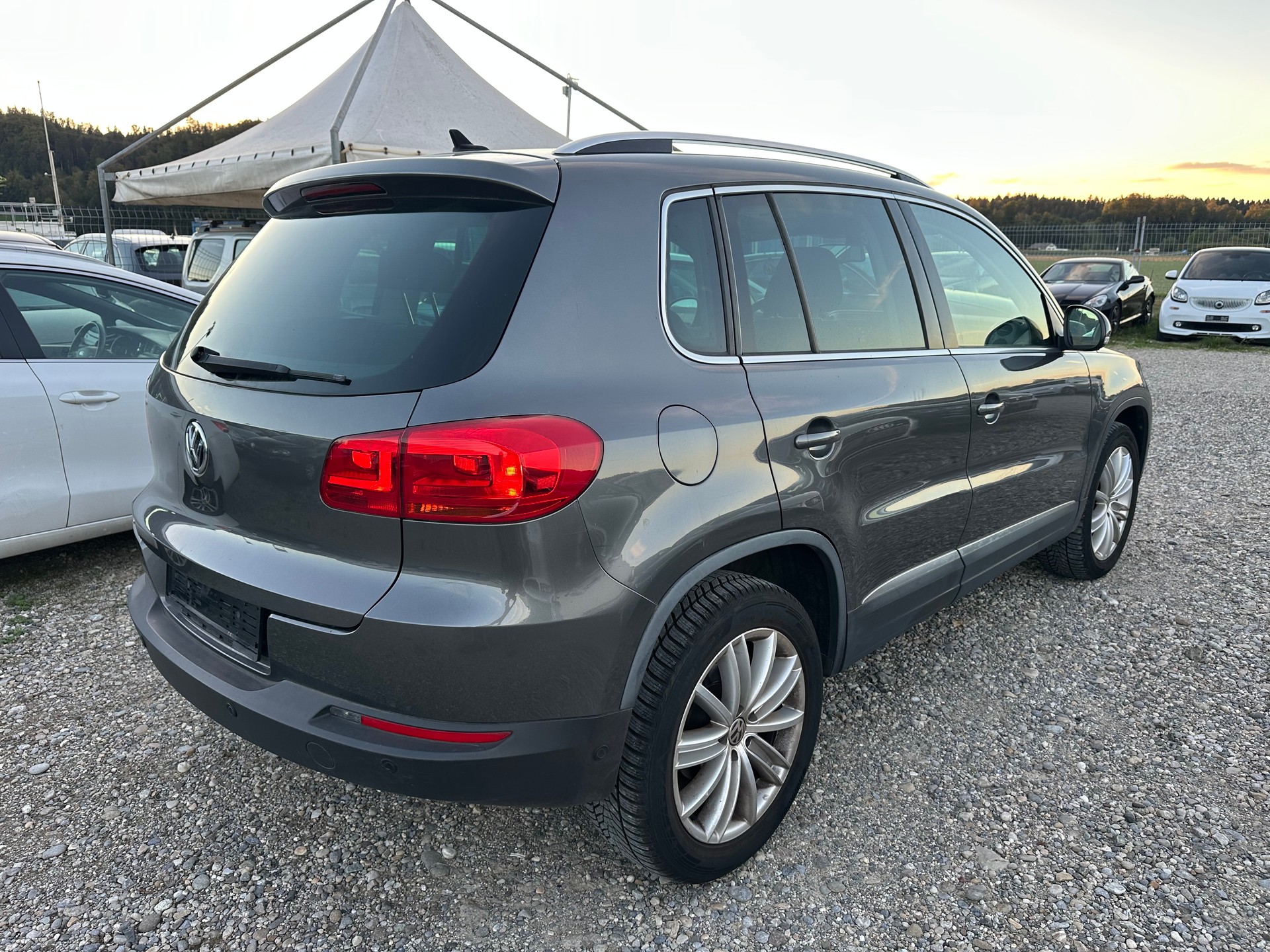 VW Tiguan 2.0 TDI BMT Design 4Motion DSG-image-4