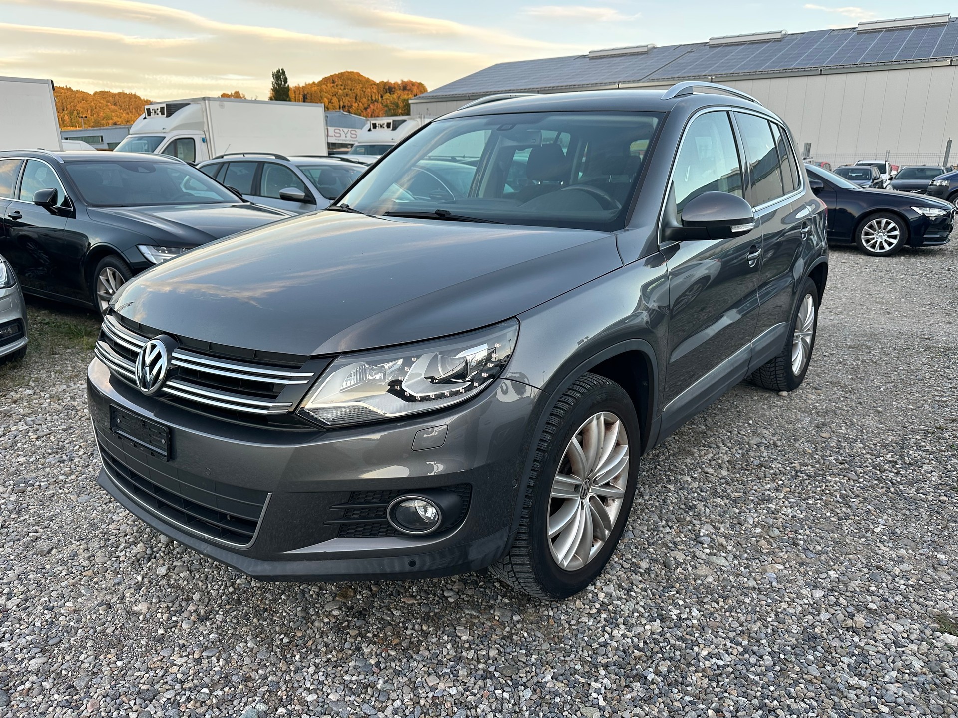 VW Tiguan 2.0 TDI BMT Design 4Motion DSG-image-0