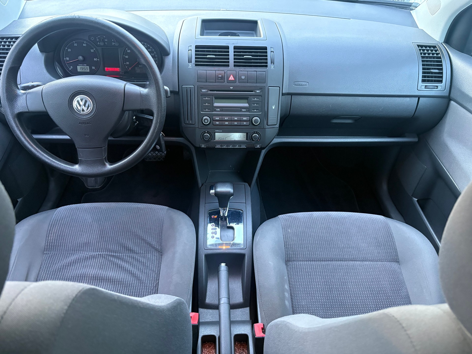 VW Polo 1.6 16V Sportline-image-7