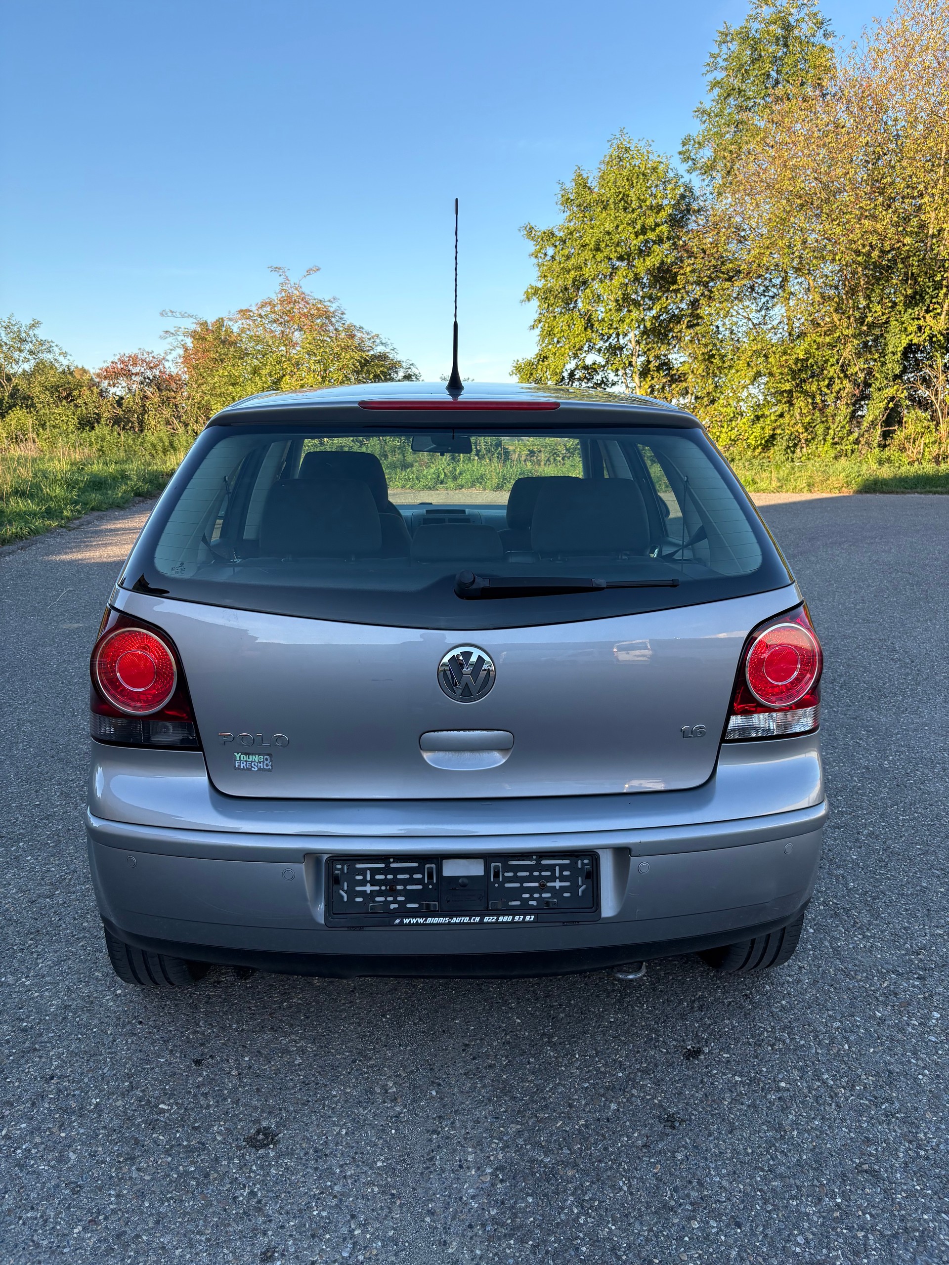 VW Polo 1.6 16V Sportline-image-4