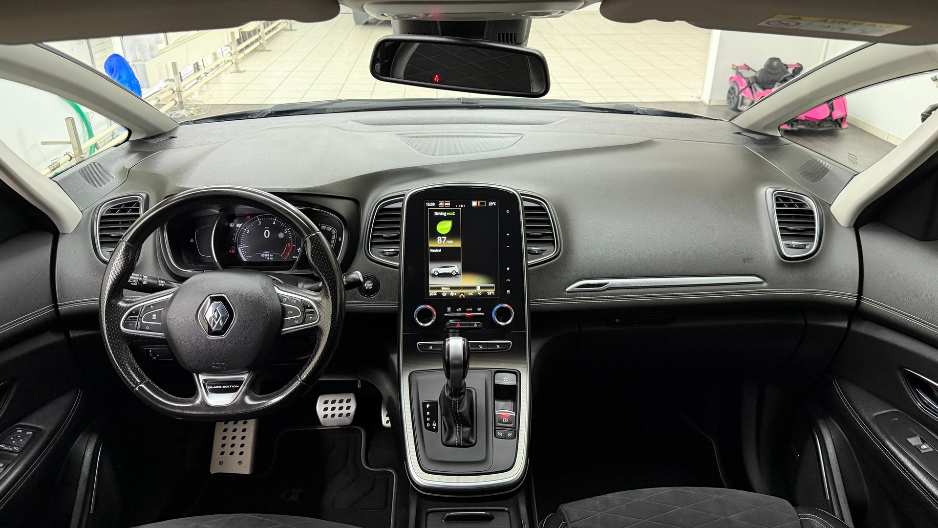 RENAULT Grand Scénic 1.3 16V Turbo Black Edition EDC-image-9