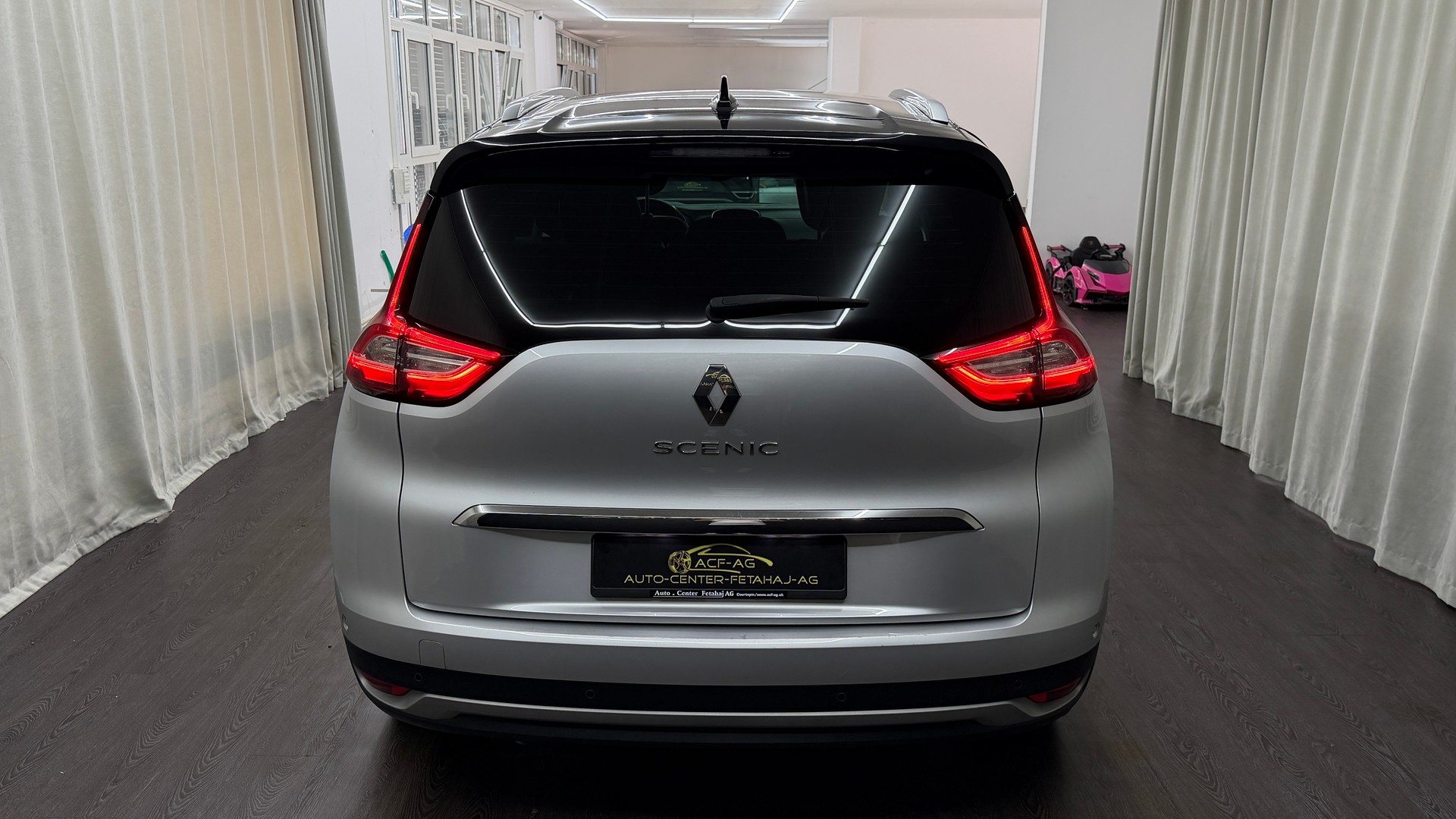 RENAULT Grand Scénic 1.3 16V Turbo Black Edition EDC-image-4