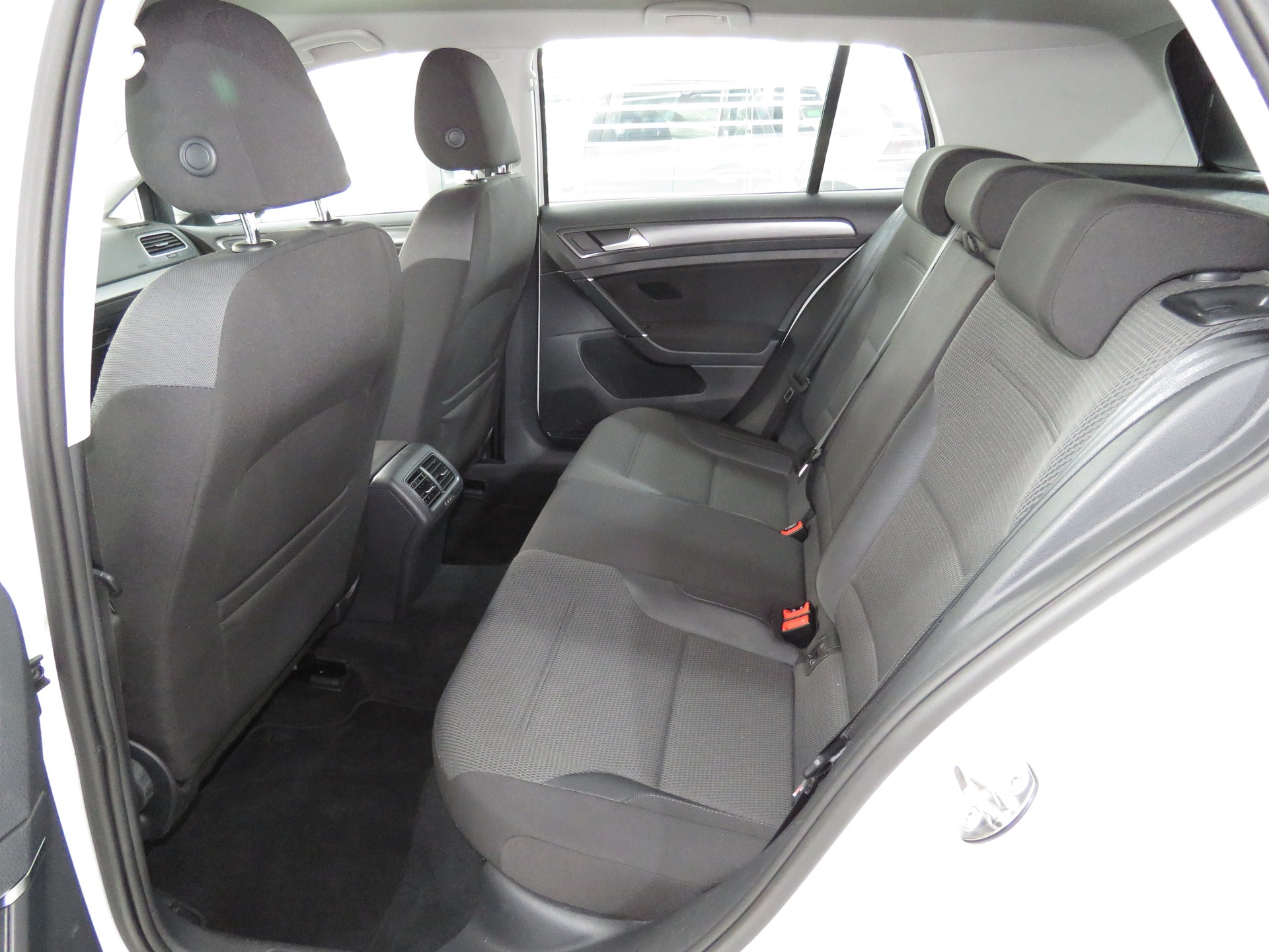 VW Golf 1.0 TSI Comfortline-image-8