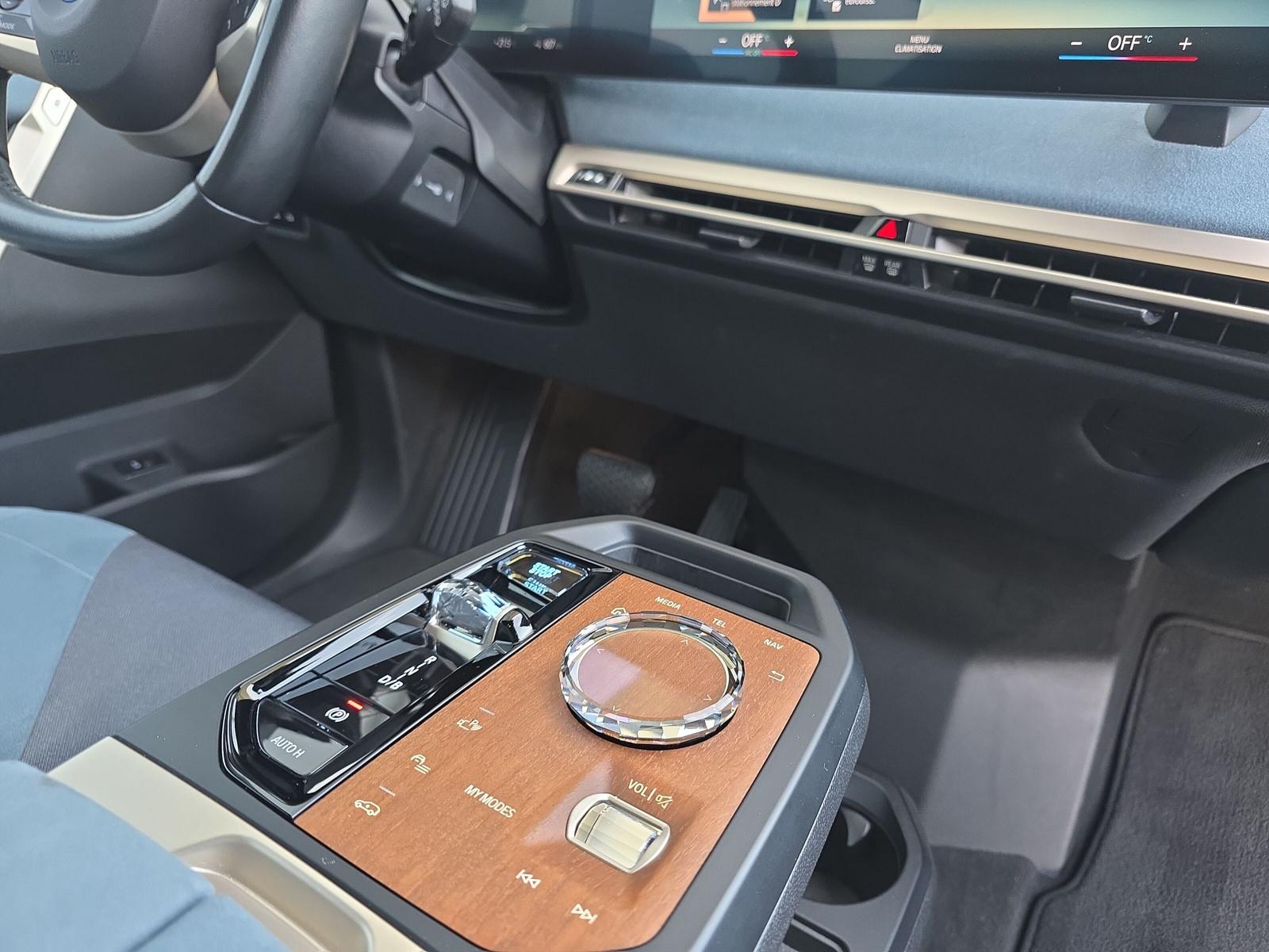 BMW iX 50 Sport xDrive I20 (CH) 100 % ÉLECTRIQUE-image-14
