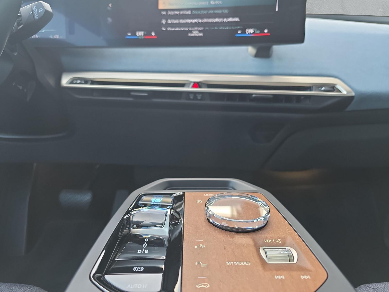 BMW iX 50 Sport xDrive I20 (CH) 100 % ÉLECTRIQUE-image-17