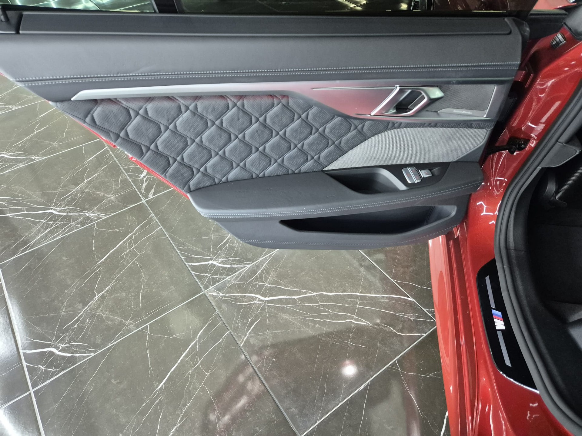 BMW M8 xDrive M Competition Steptronic Gran Coupé Carbon Schalensitze-image-20