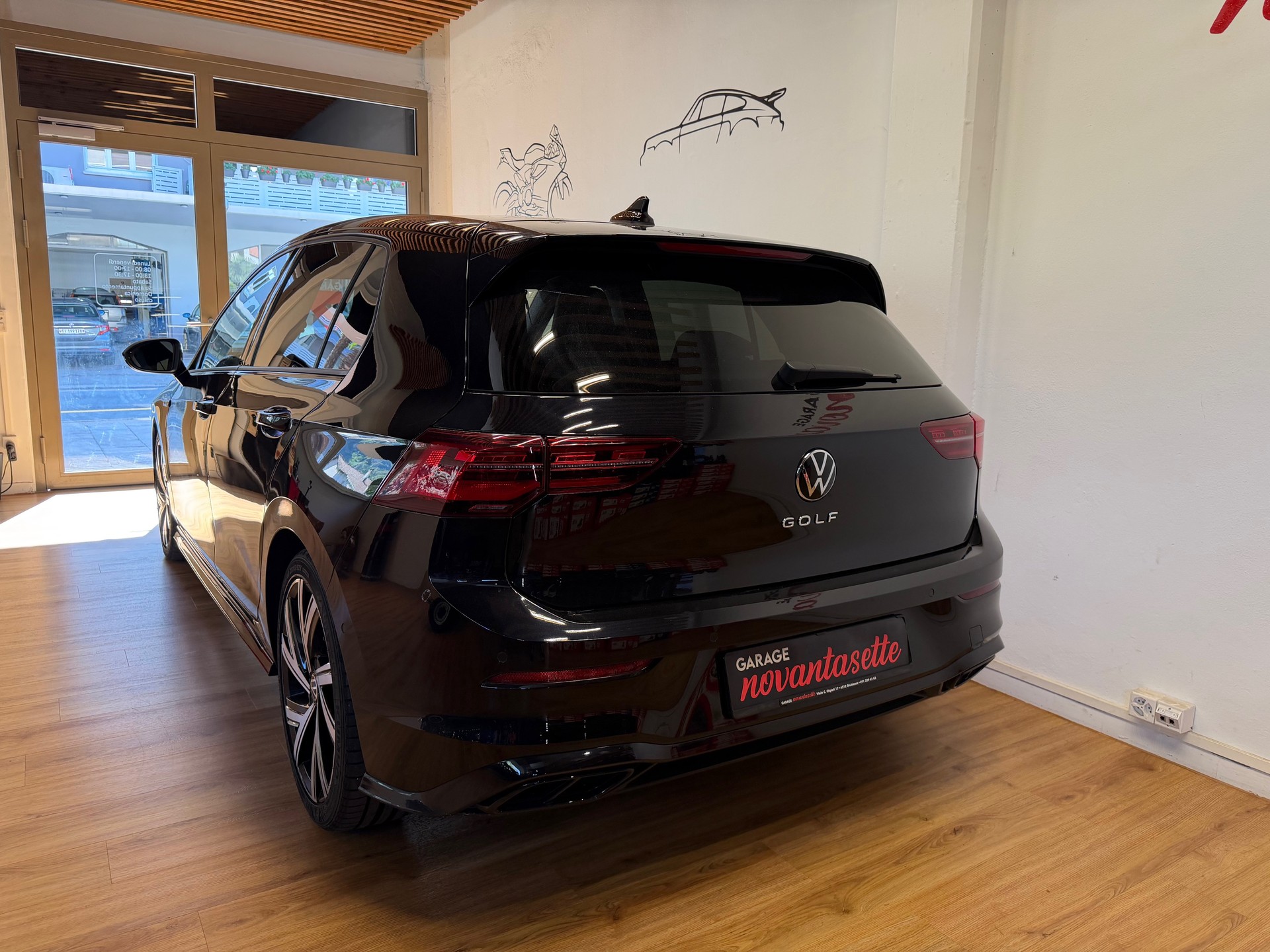 VW Golf 2.0 TSI R-Line DSG 4 Motion-image-2