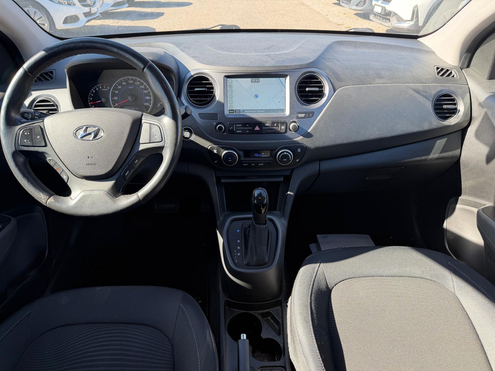 HYUNDAI i10 1.2 Amplia-image-7