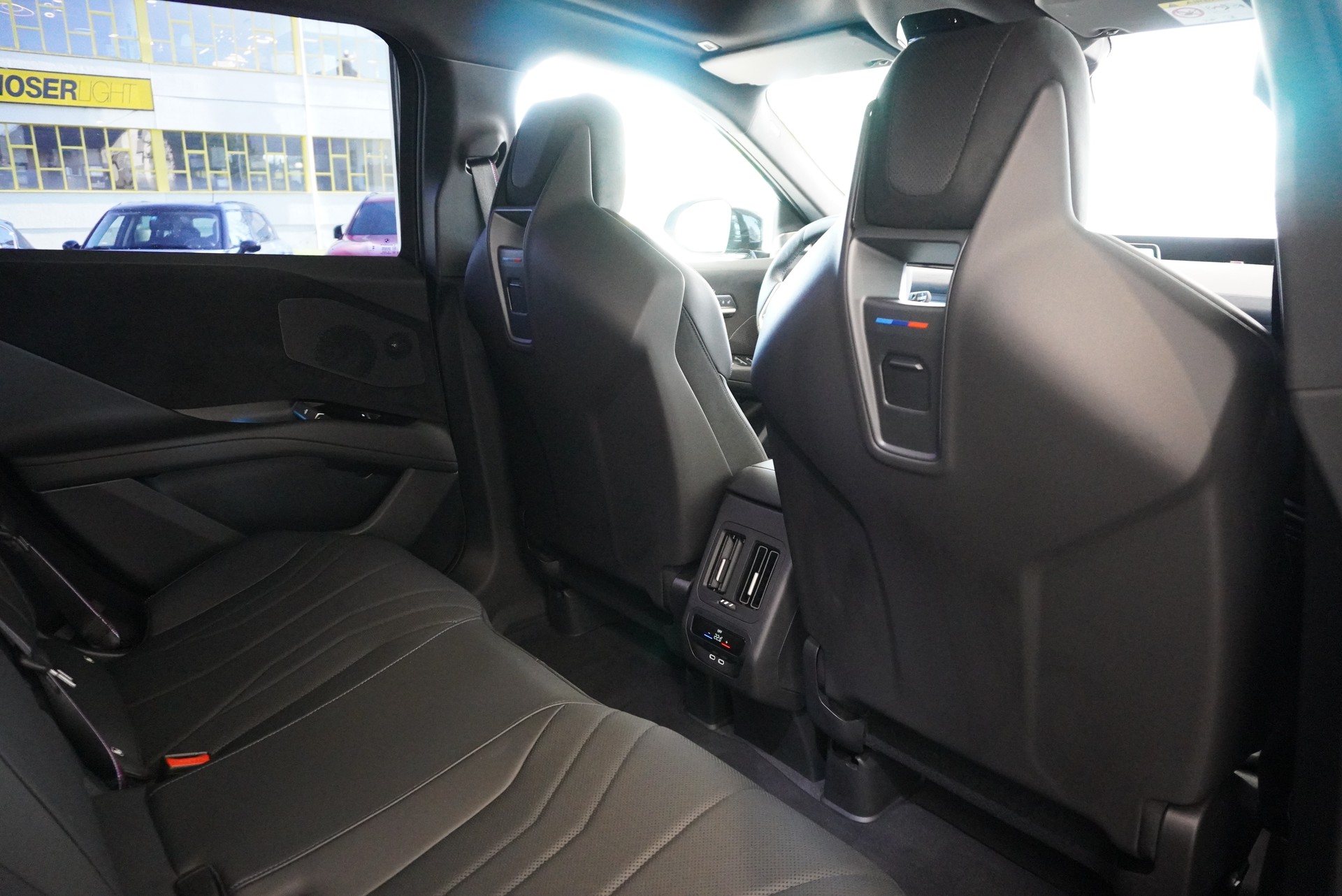 BMW iX3 50 xDrive M Sport Pro-image-15