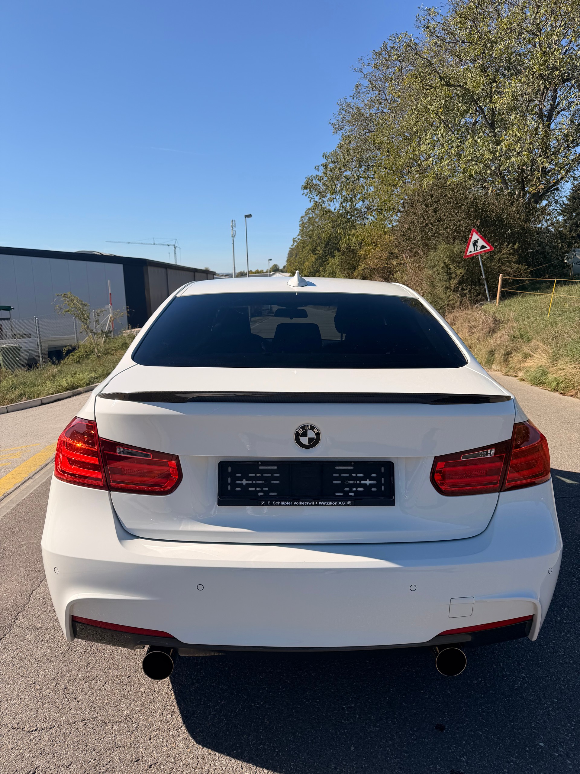 BMW 335i M-Performance-image-3