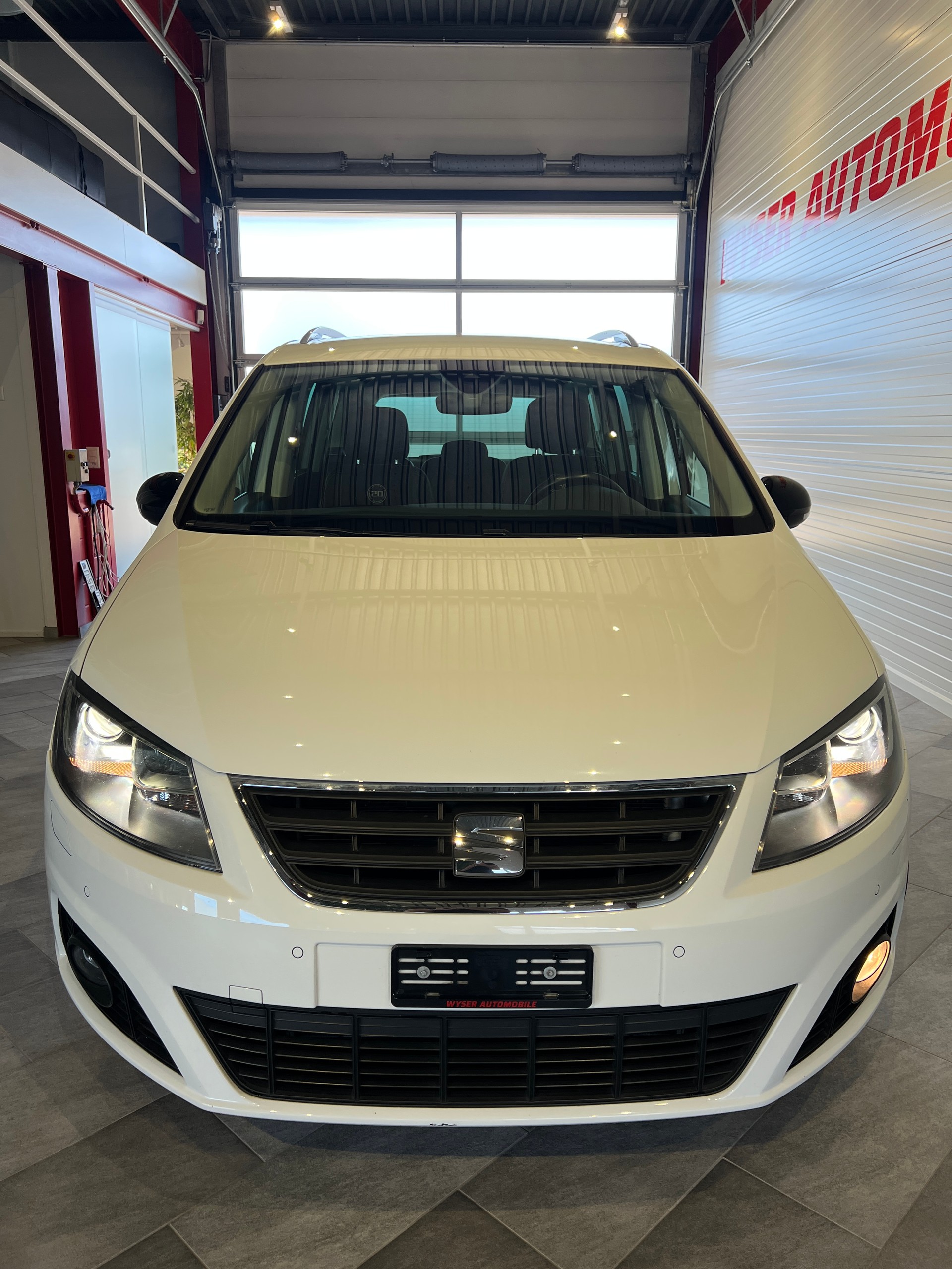 SEAT Alhambra 2.0 TDI 4Drive 20 Years *AROSA EDITION*-image-3