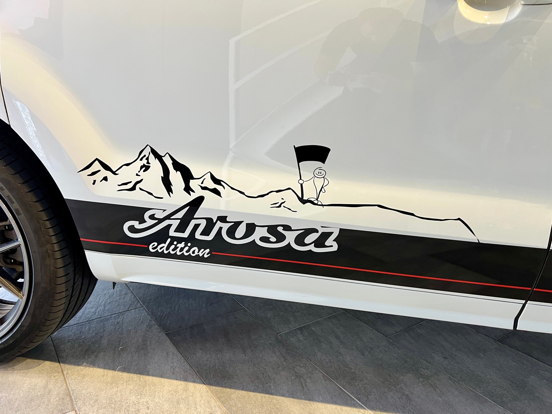 SEAT Alhambra 2.0 TDI 4Drive 20 Years *AROSA EDITION*-image-22