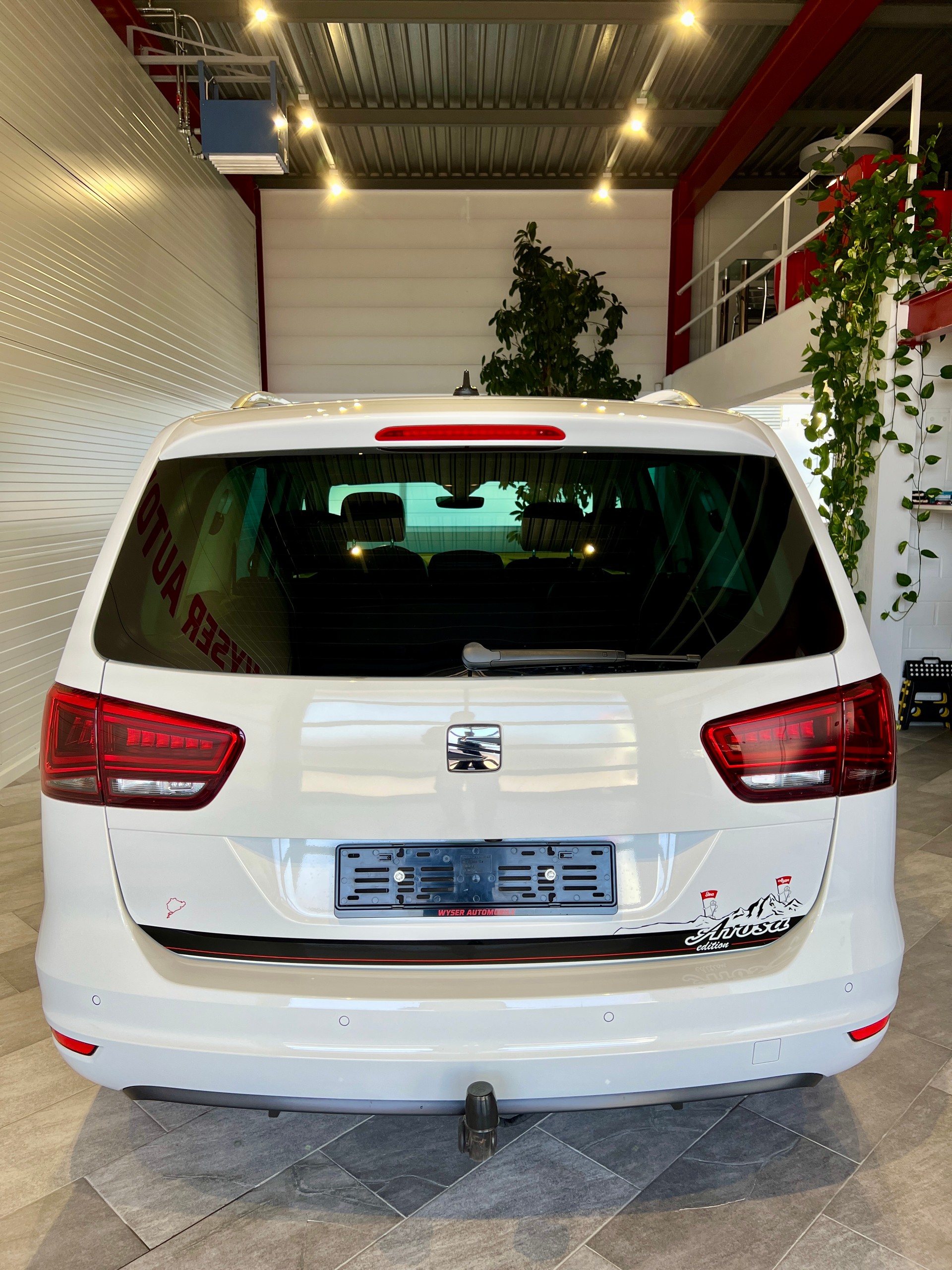 SEAT Alhambra 2.0 TDI 4Drive 20 Years *AROSA EDITION*-image-6