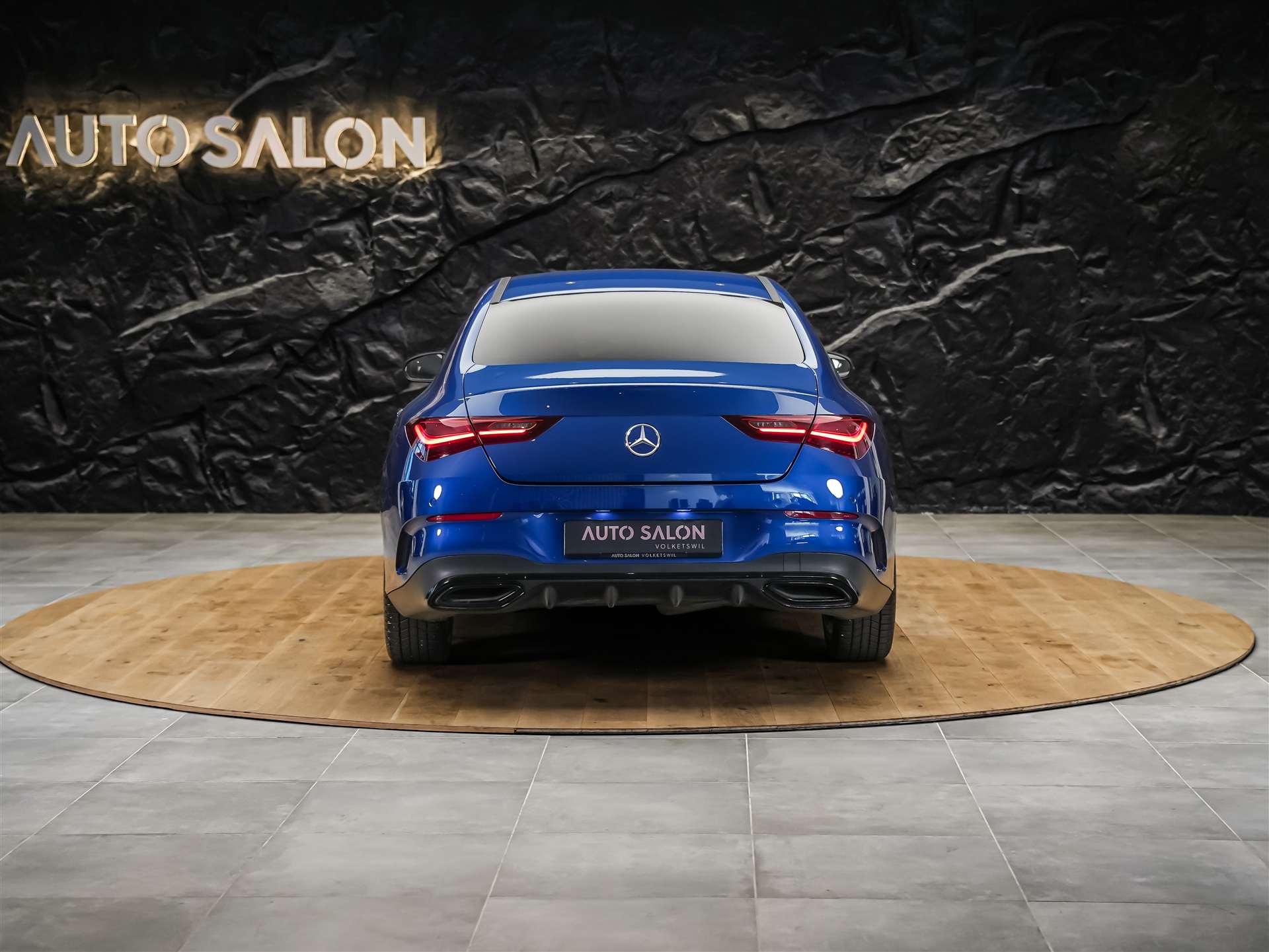 MERCEDES-BENZ CLA 200 d AMG Line-image-4