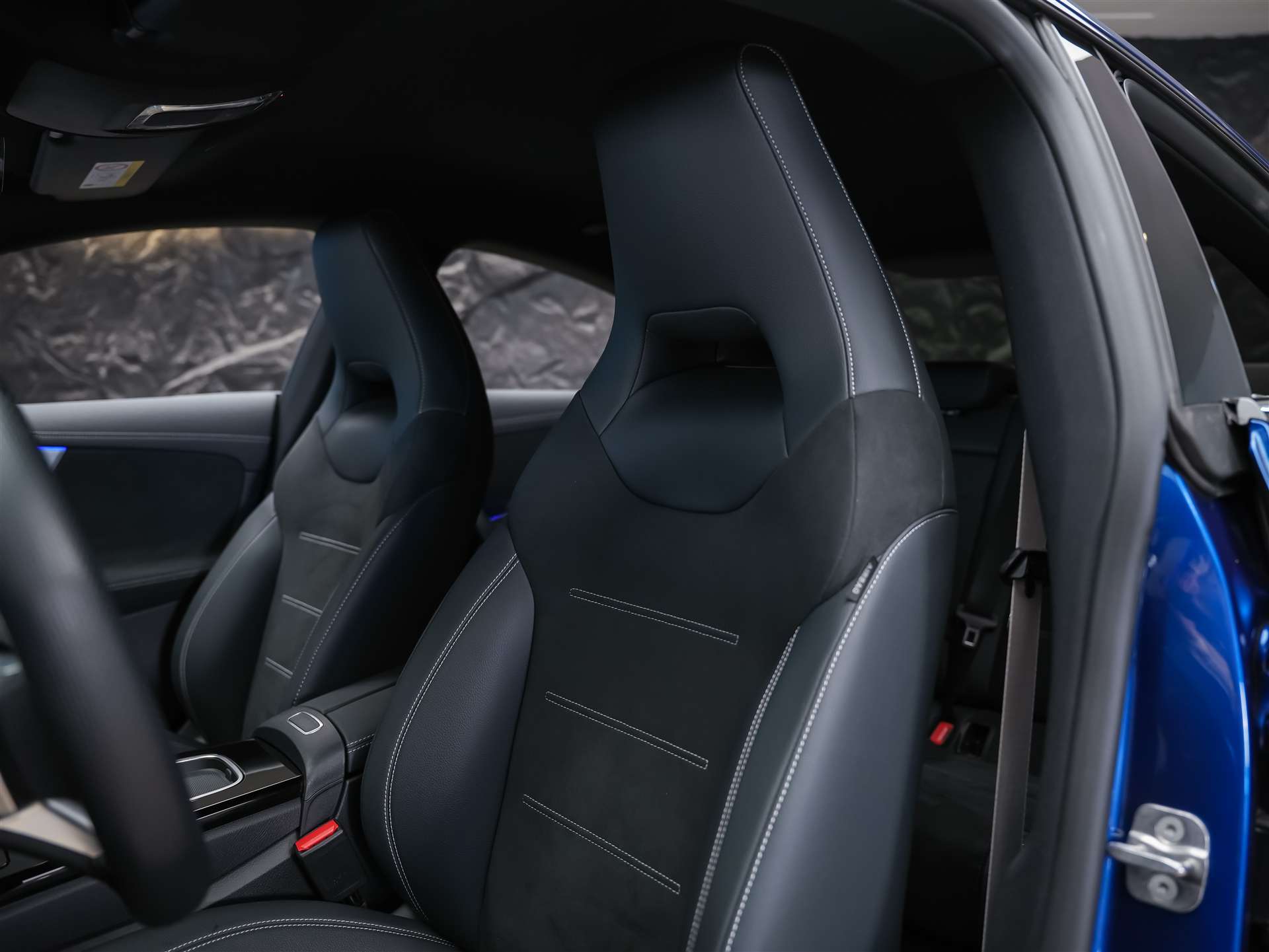 MERCEDES-BENZ CLA 200 d AMG Line *Werksgarantie*Sitzheizung*-image-10
