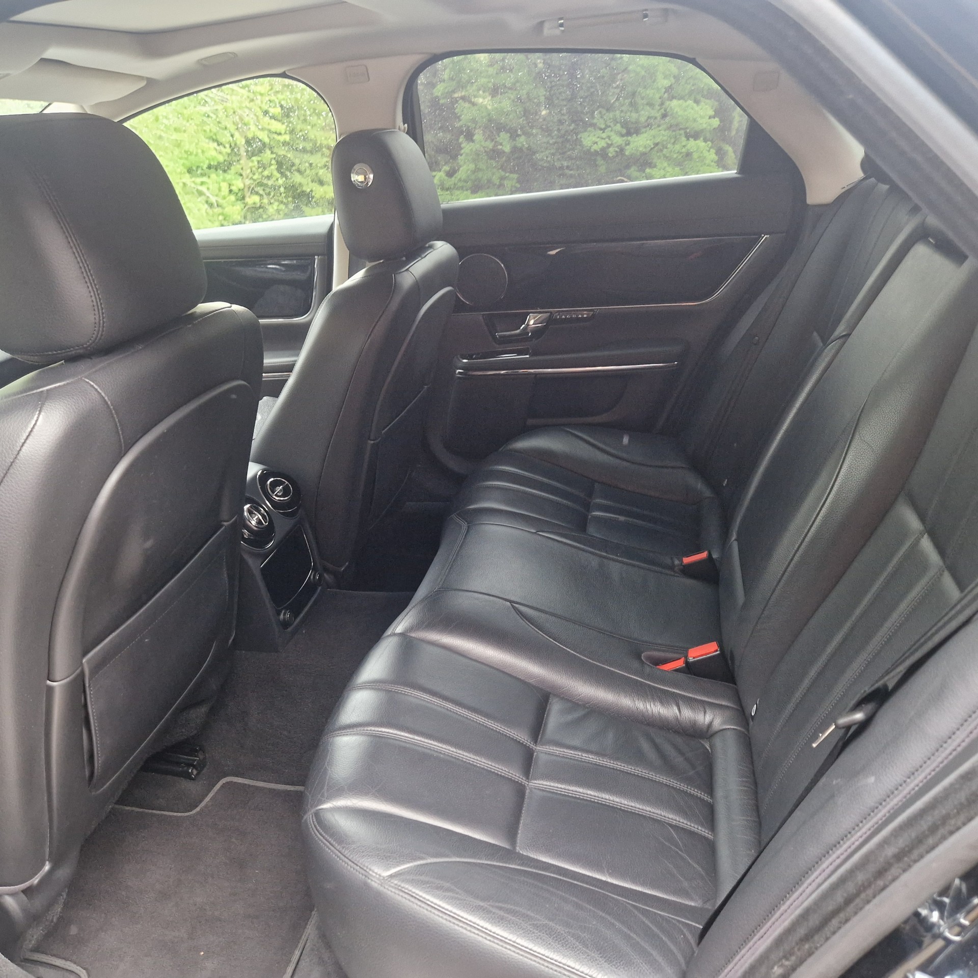 JAGUAR 2.0 Ti Executive-image-4