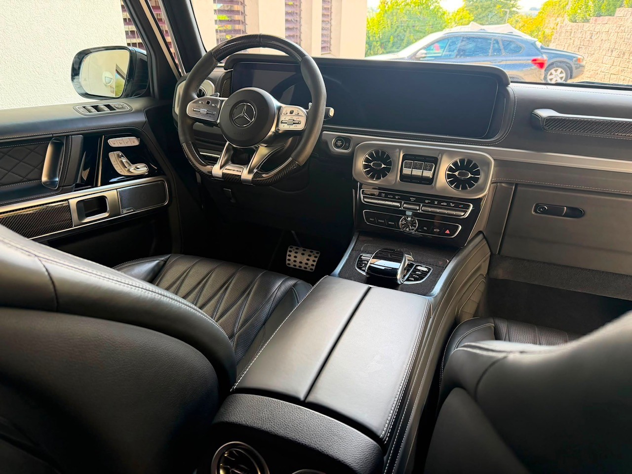 MERCEDES-BENZ G 63 AMG-image-1
