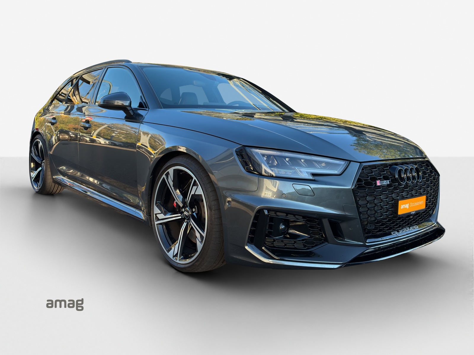 AUDI RS4 Avant 2.9 TFSI quattro tiptronic-image-5