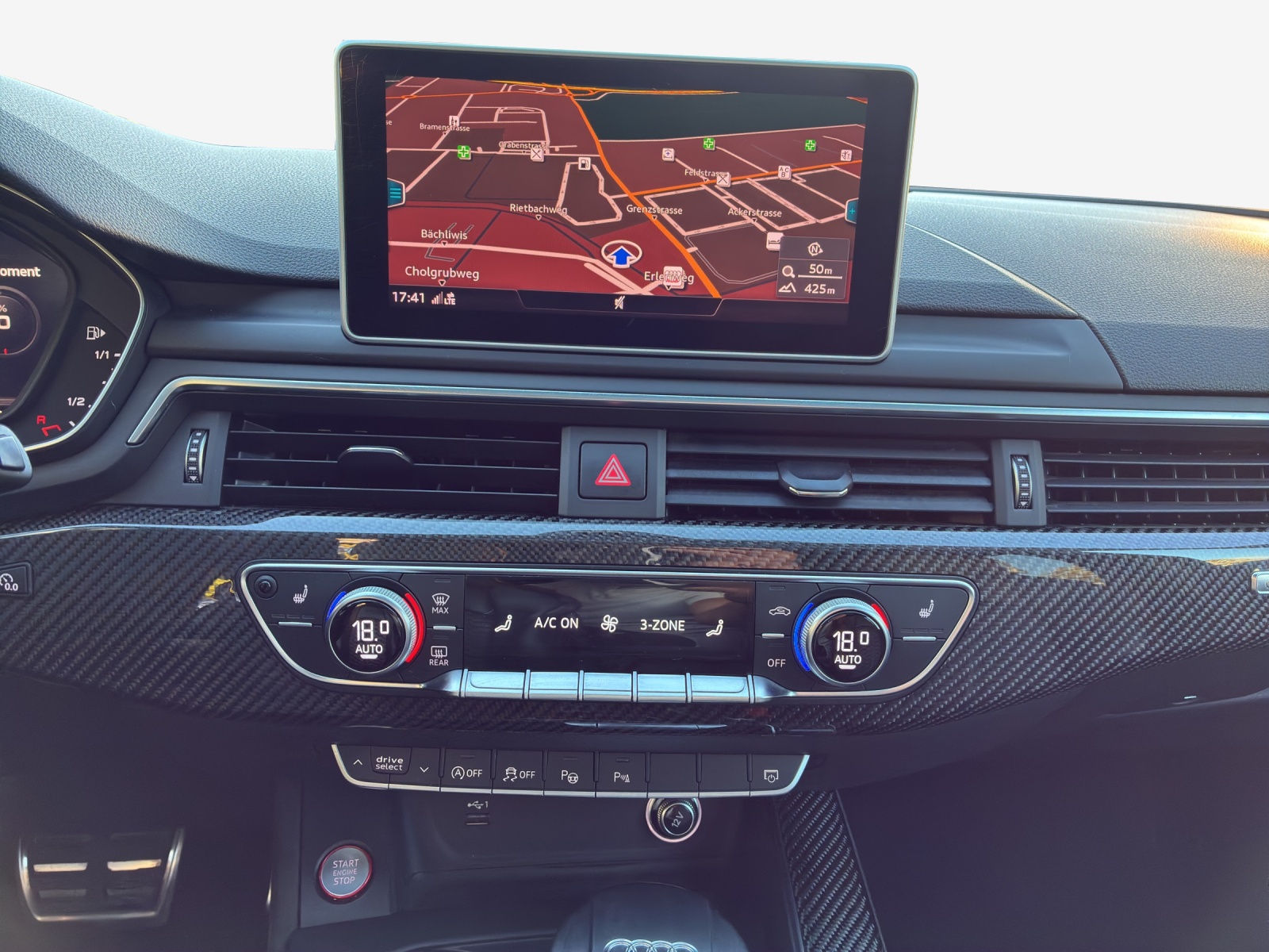 AUDI RS4 Avant 2.9 TFSI quattro tiptronic-image-10