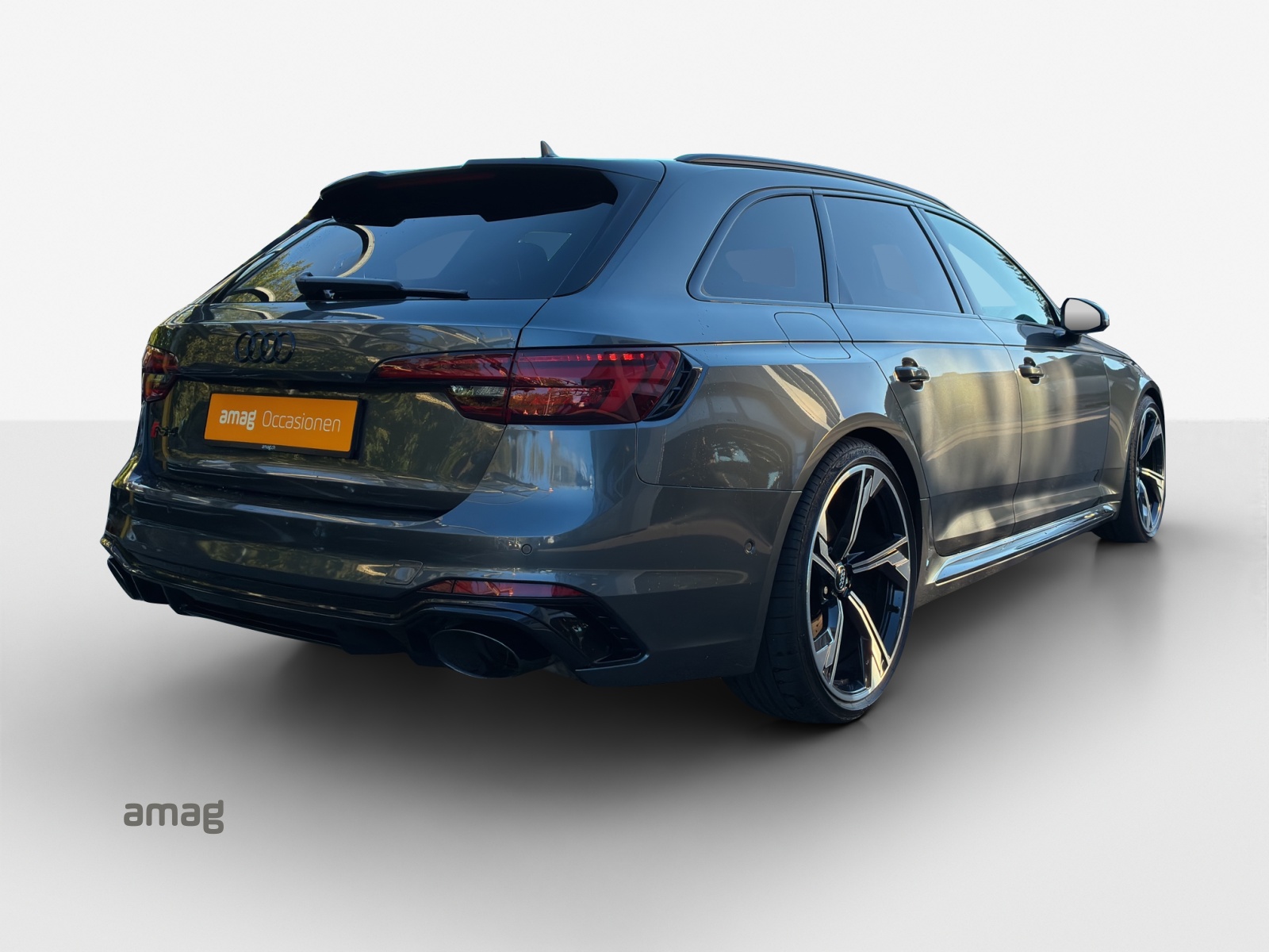 AUDI RS4 Avant 2.9 TFSI quattro tiptronic-image-4