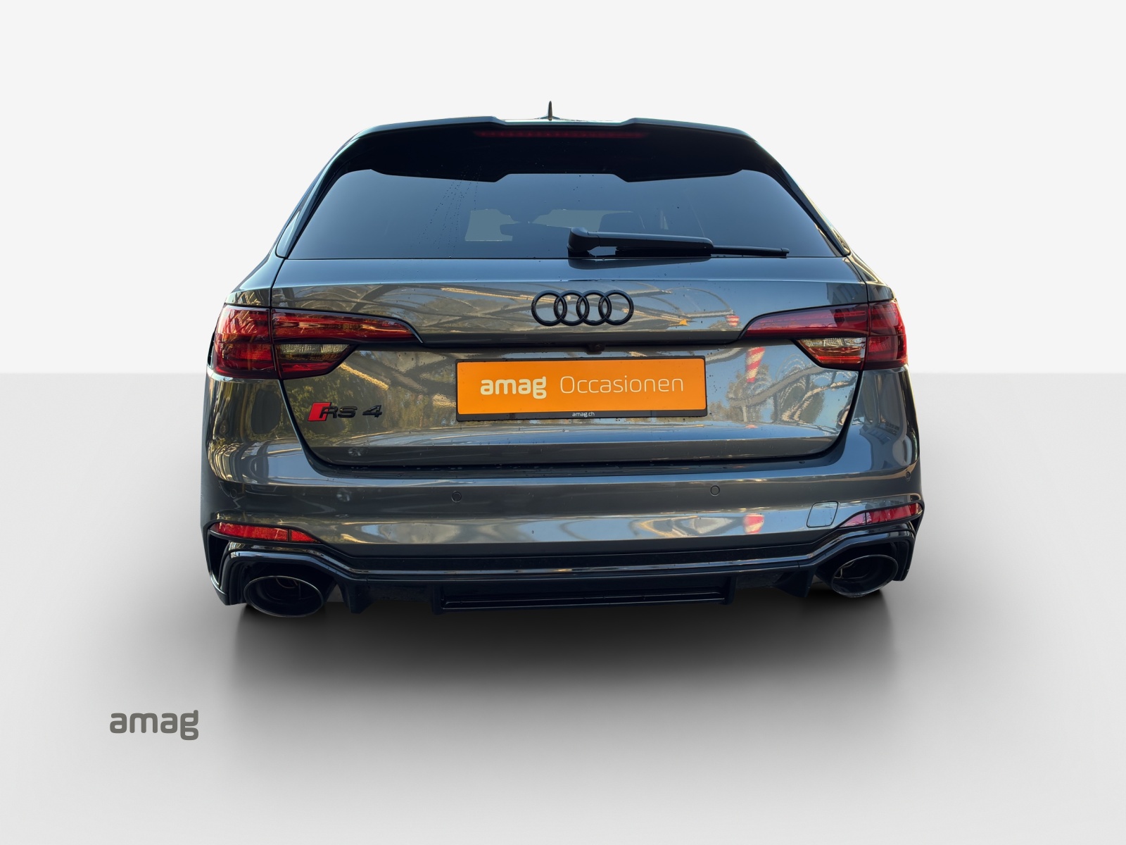 AUDI RS4 Avant 2.9 TFSI quattro tiptronic-image-3