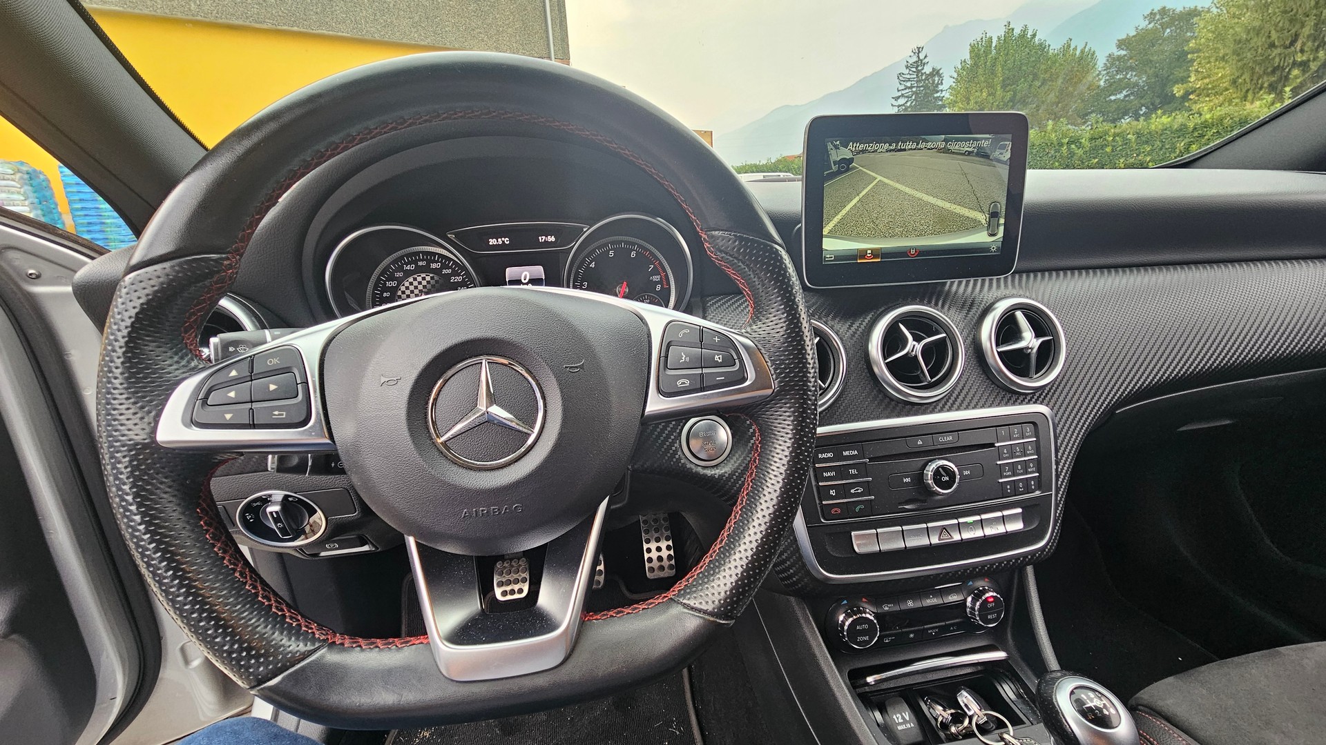 MERCEDES-BENZ A 180-image-6