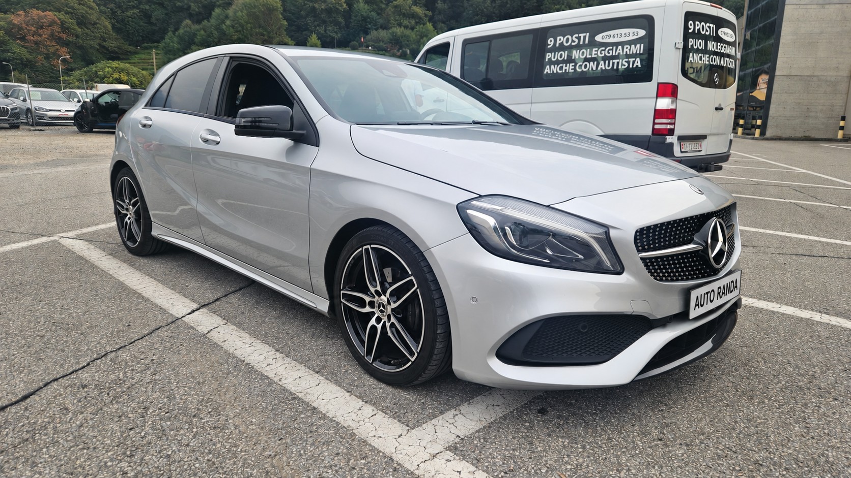 MERCEDES-BENZ A 180-image-1